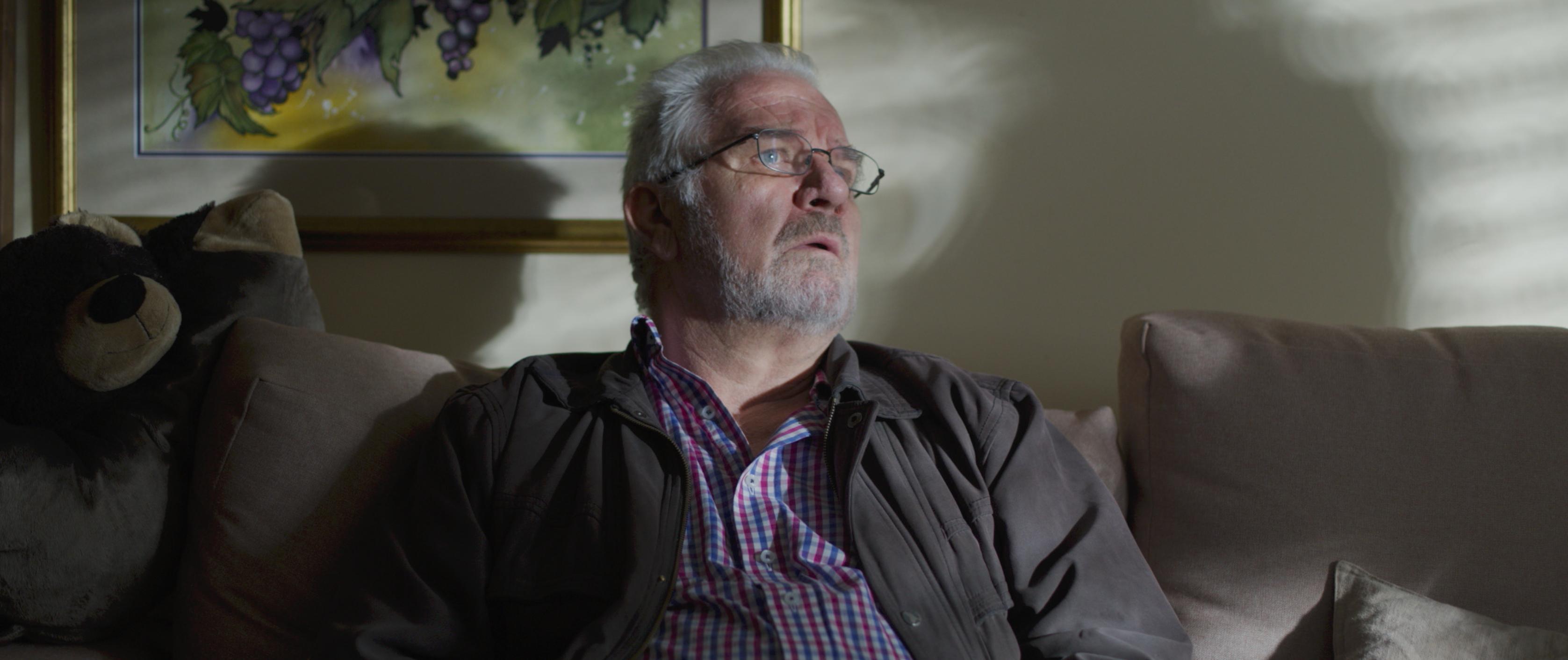 actor Kim Knuckey large photo