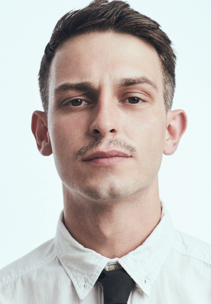 actor Mateusz Dopieralski large photo