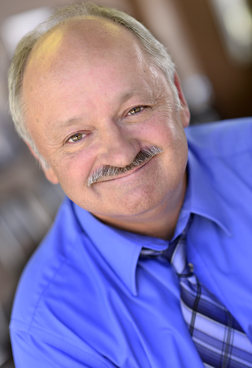 actor Johnny Horn large photo