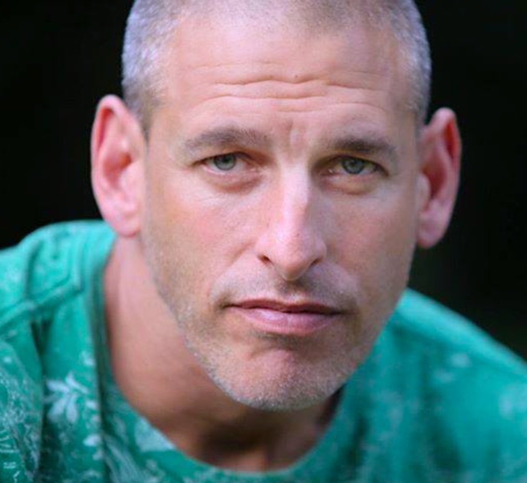 actor Adam Boyer large photo