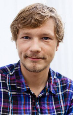 actor Jacob Matschenz large photo