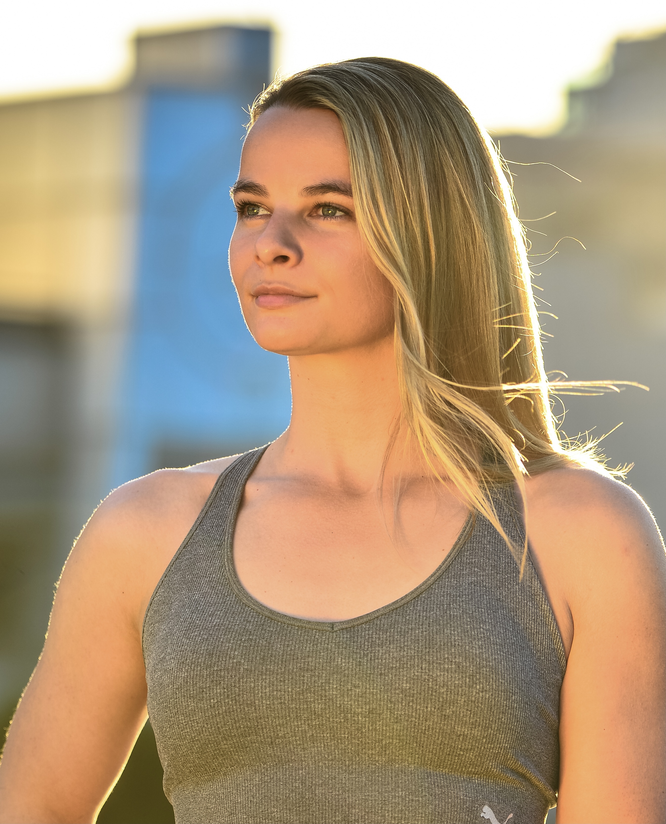 actor Aimey Beer large photo