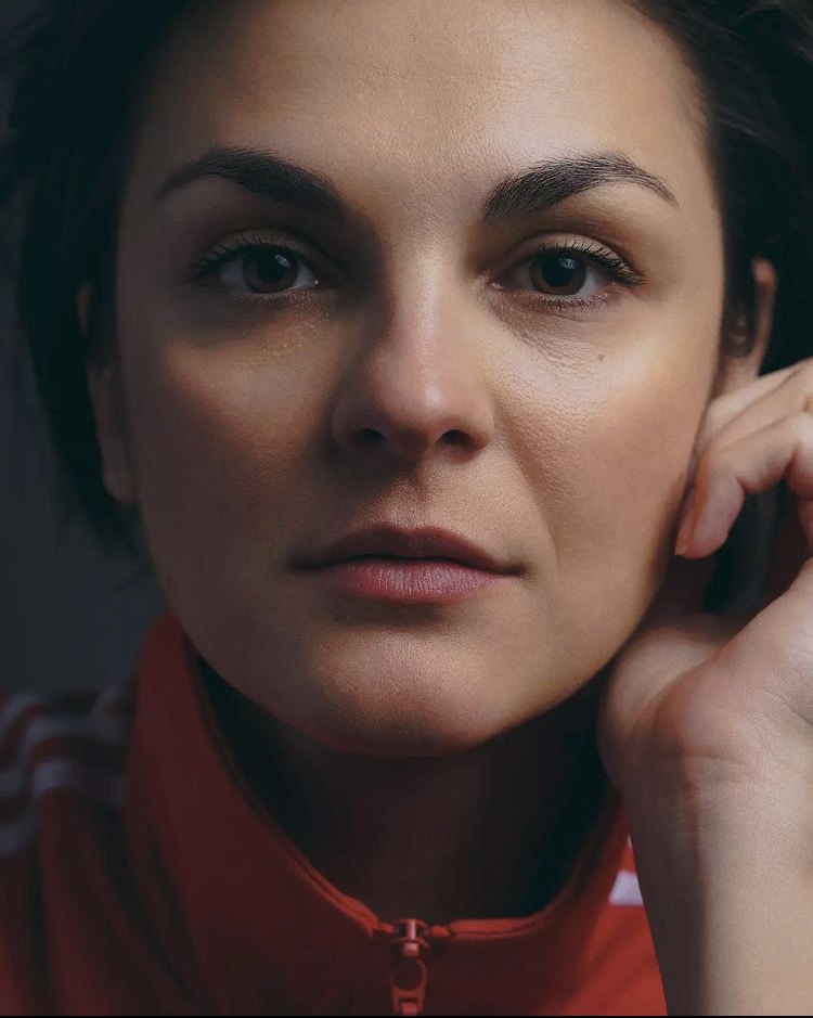 actor Madalina Anea large photo