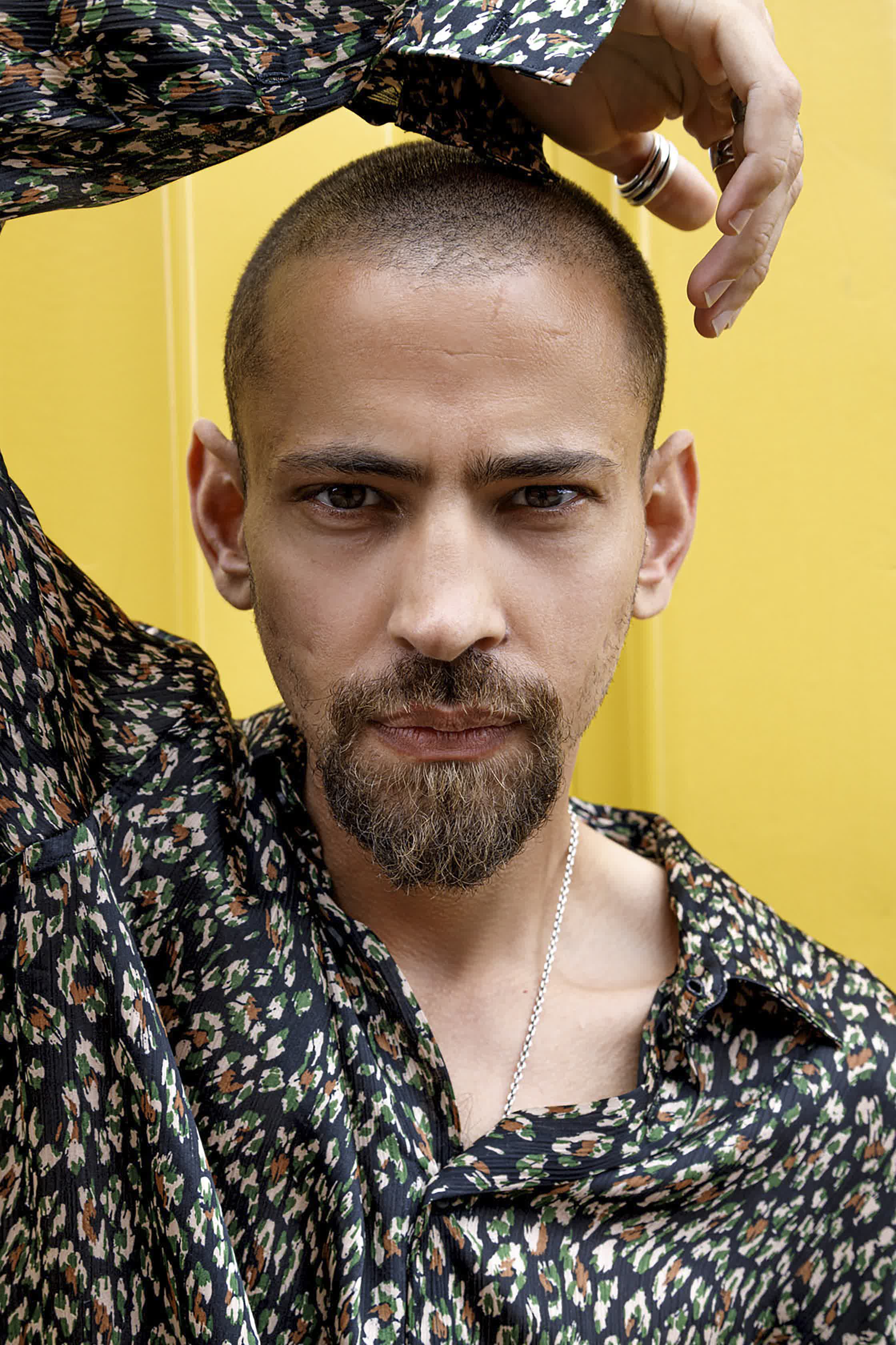 actor Tawfeek Barhom large photo