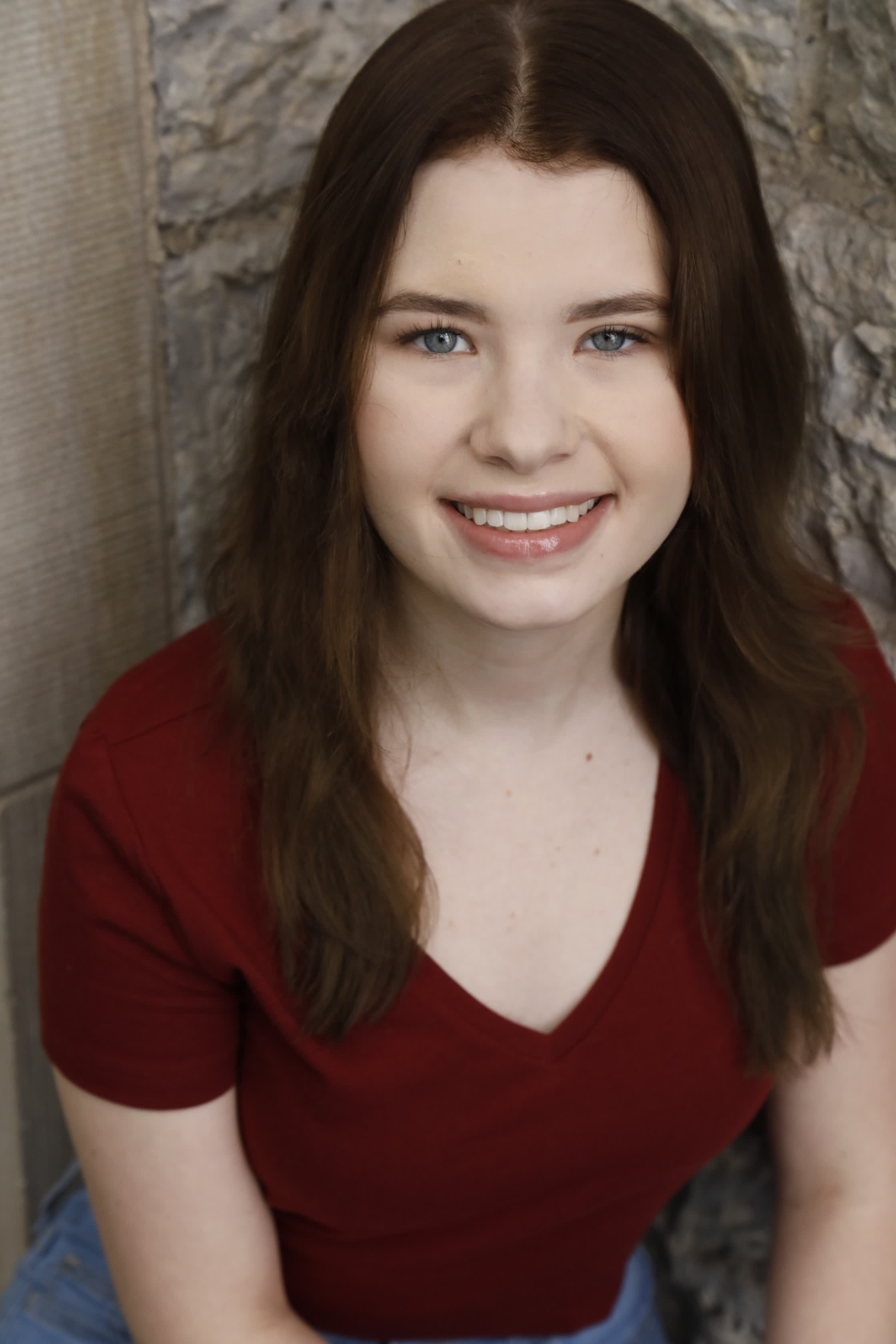 actor Carleigh Johnston large photo