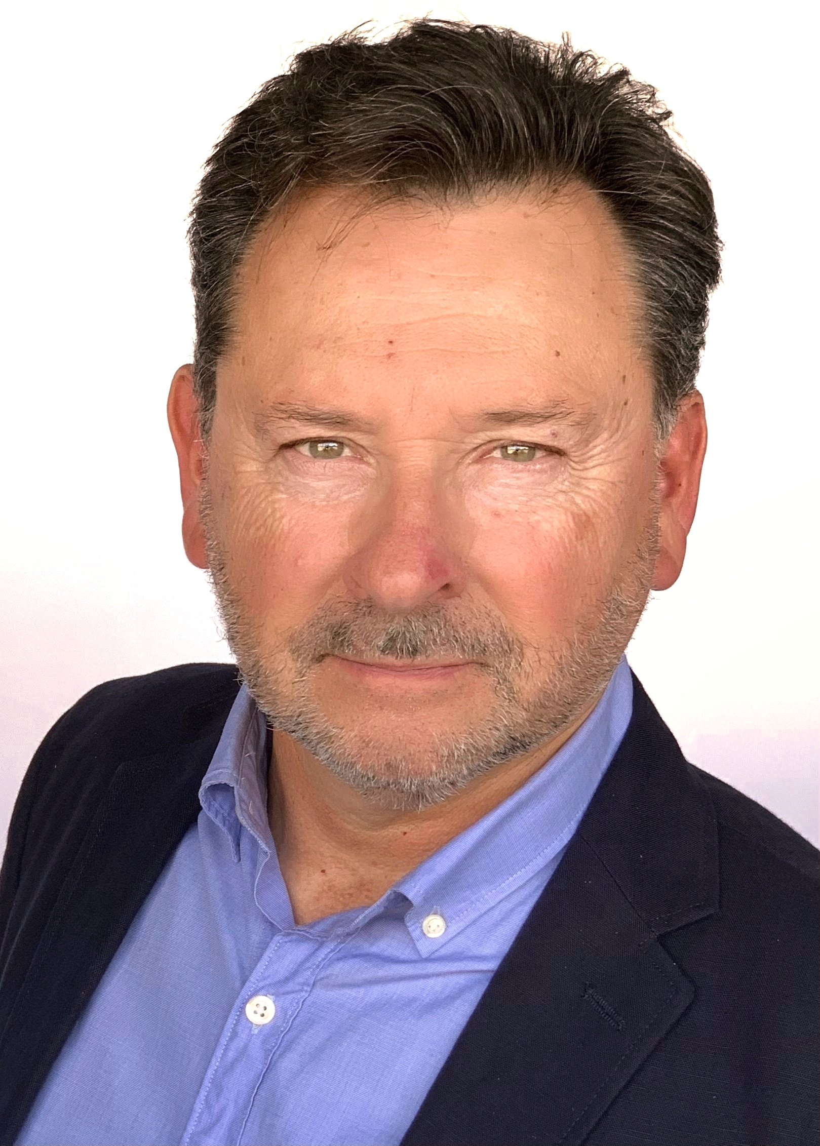 actor Paul Carroll large photo