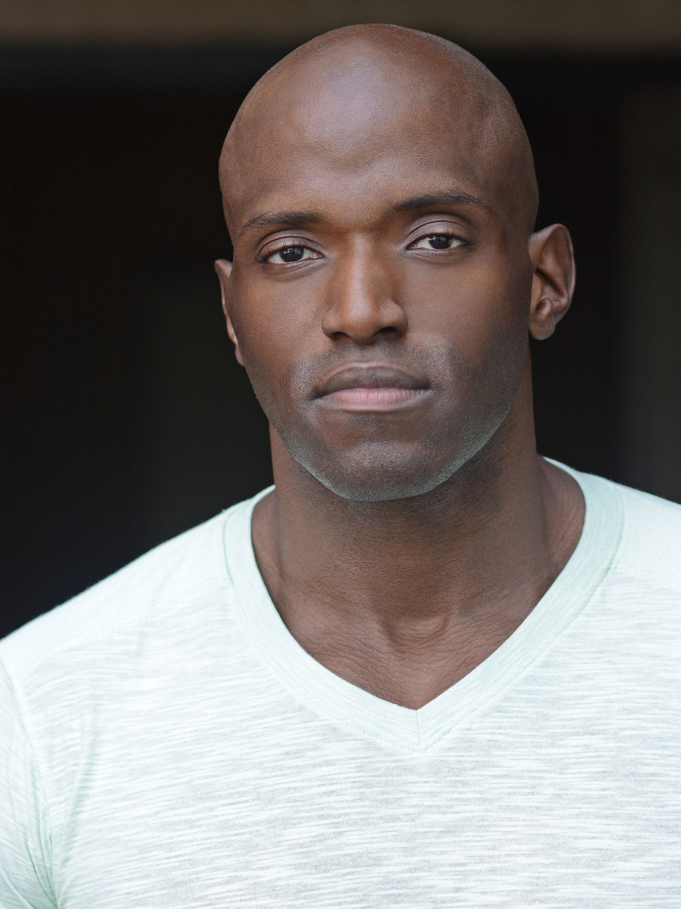 actor Richard Brevard large photo