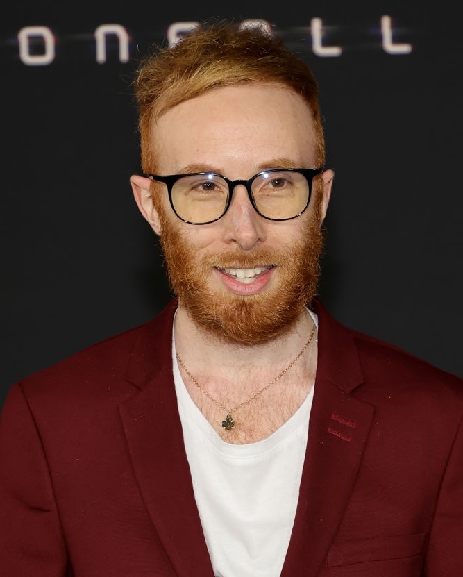 actor Josh Cruddas large photo