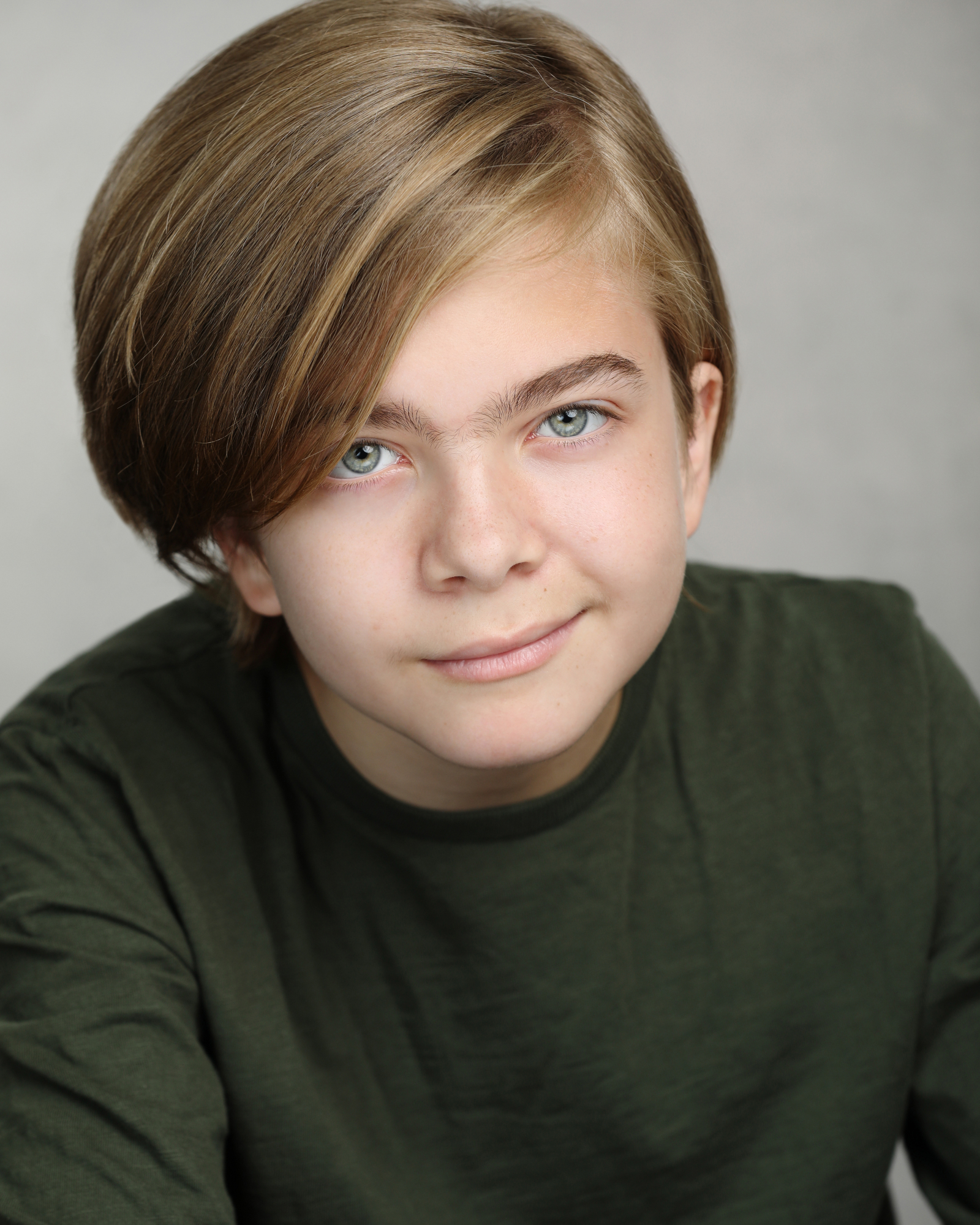 actor Joel Dawson large photo