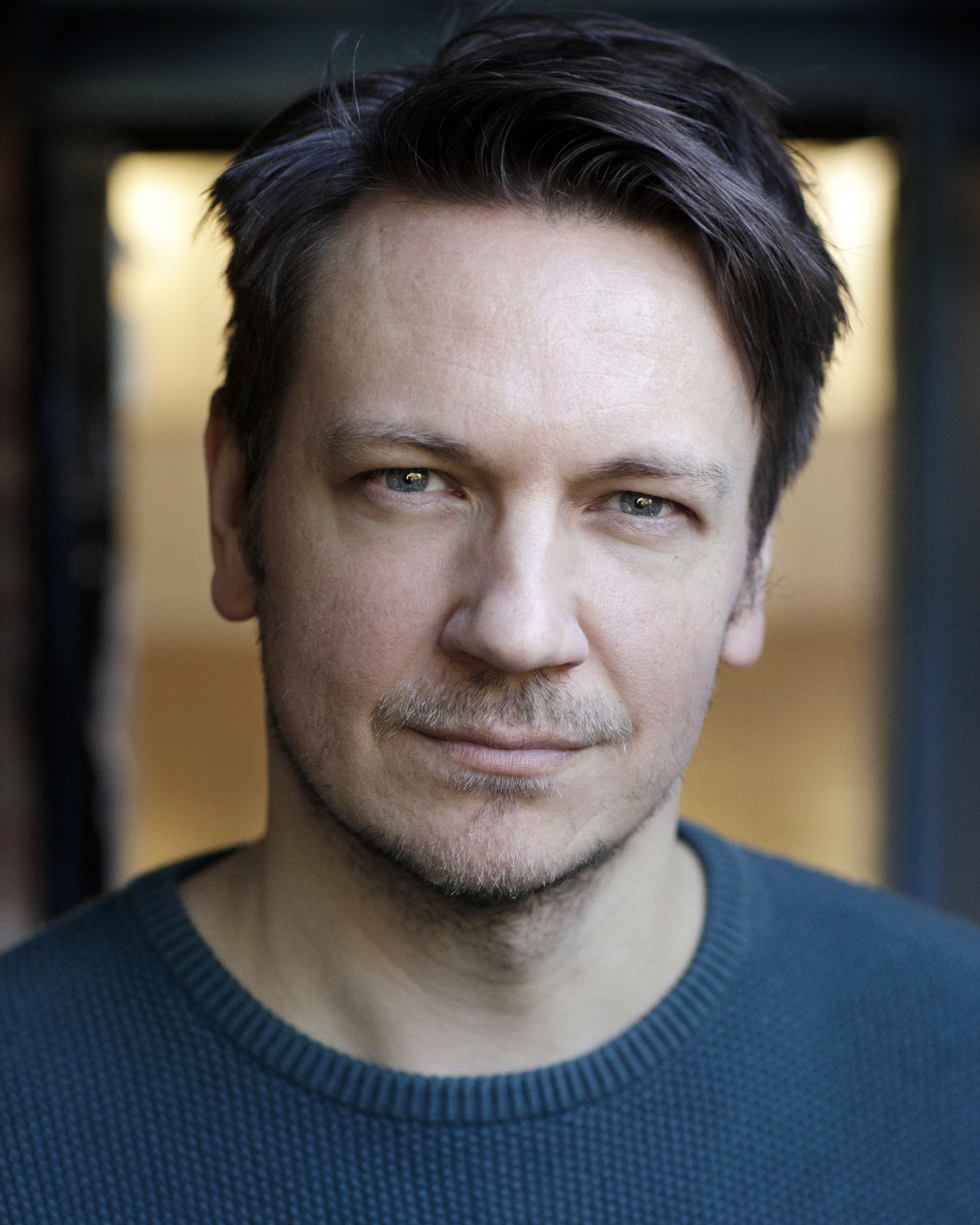 actor Mark Homer large photo