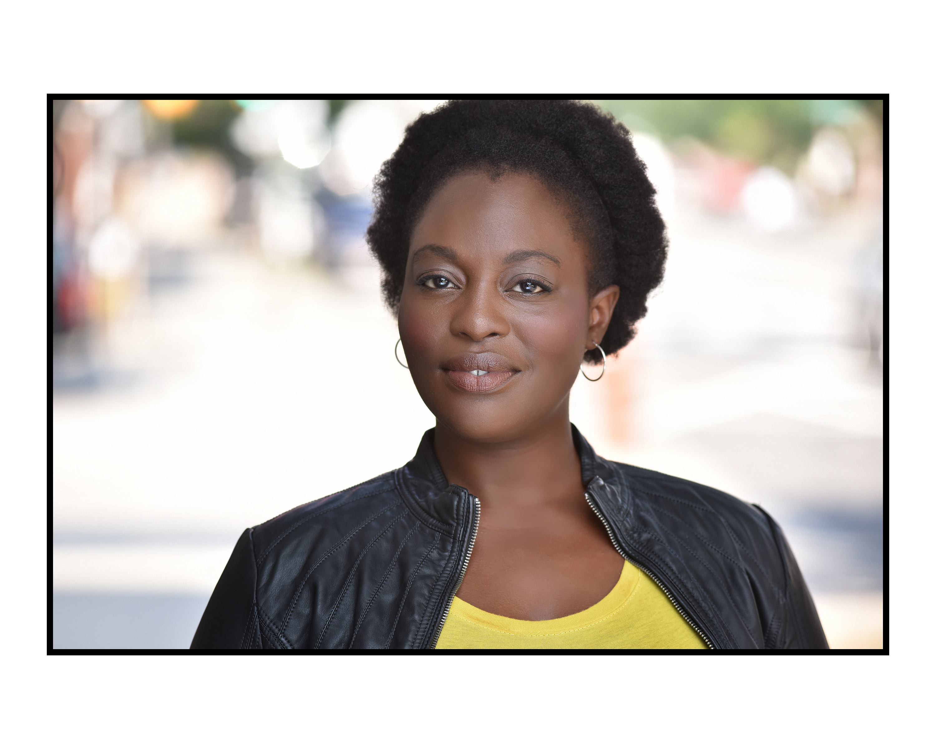 actor Liz Priestley large photo