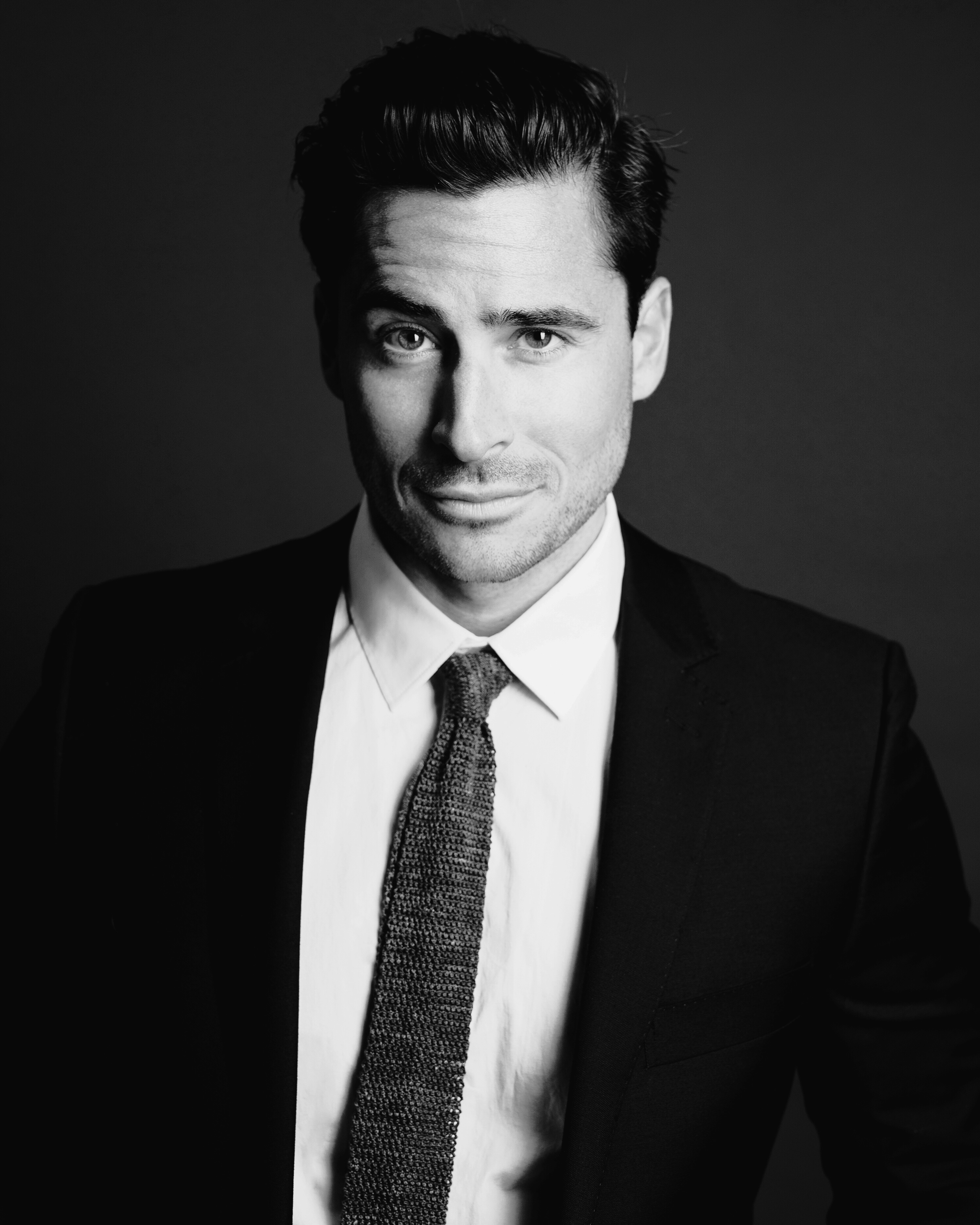 actor Olivier Renaud large photo