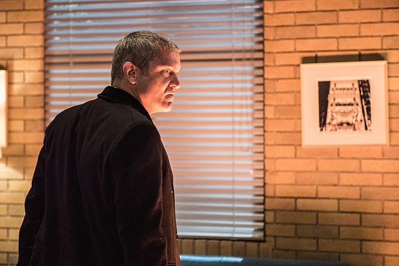 actor Gil Darnell large photo