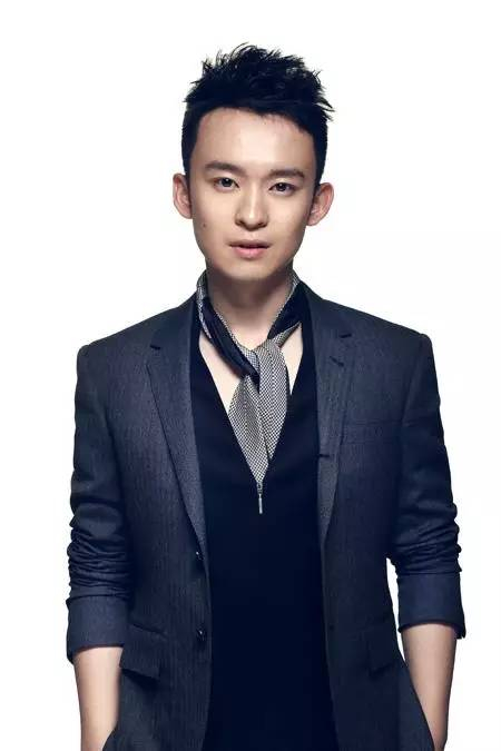 actor Zijian Dong large photo