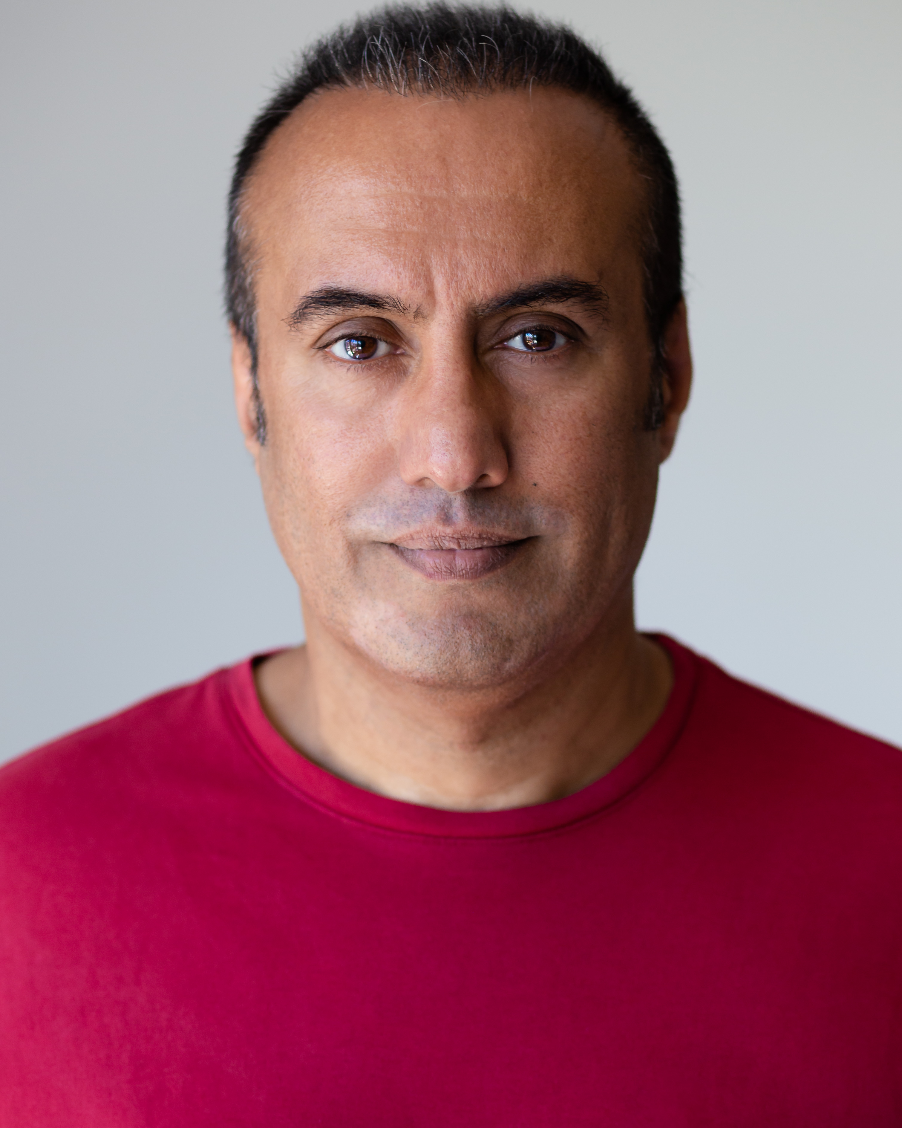 actor Sanjiv Hayre large photo