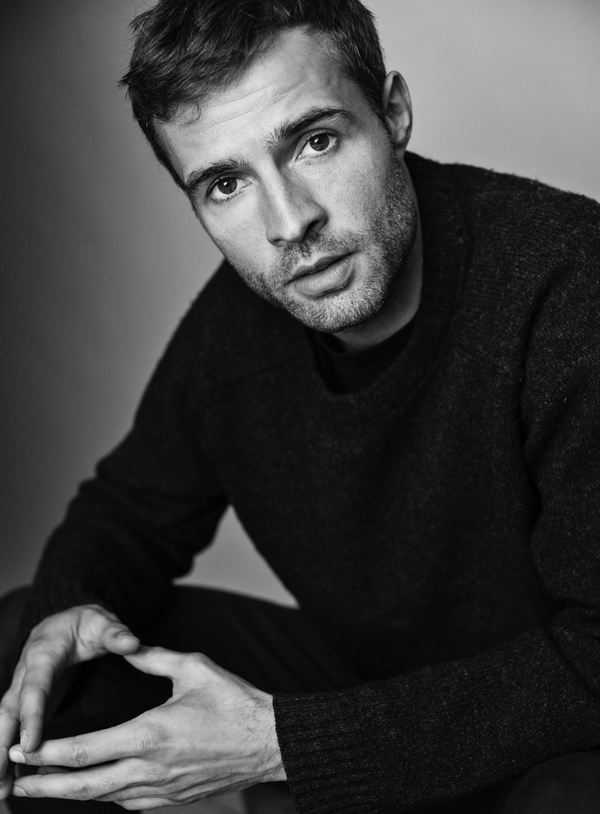 actor Tom Forbes large photo