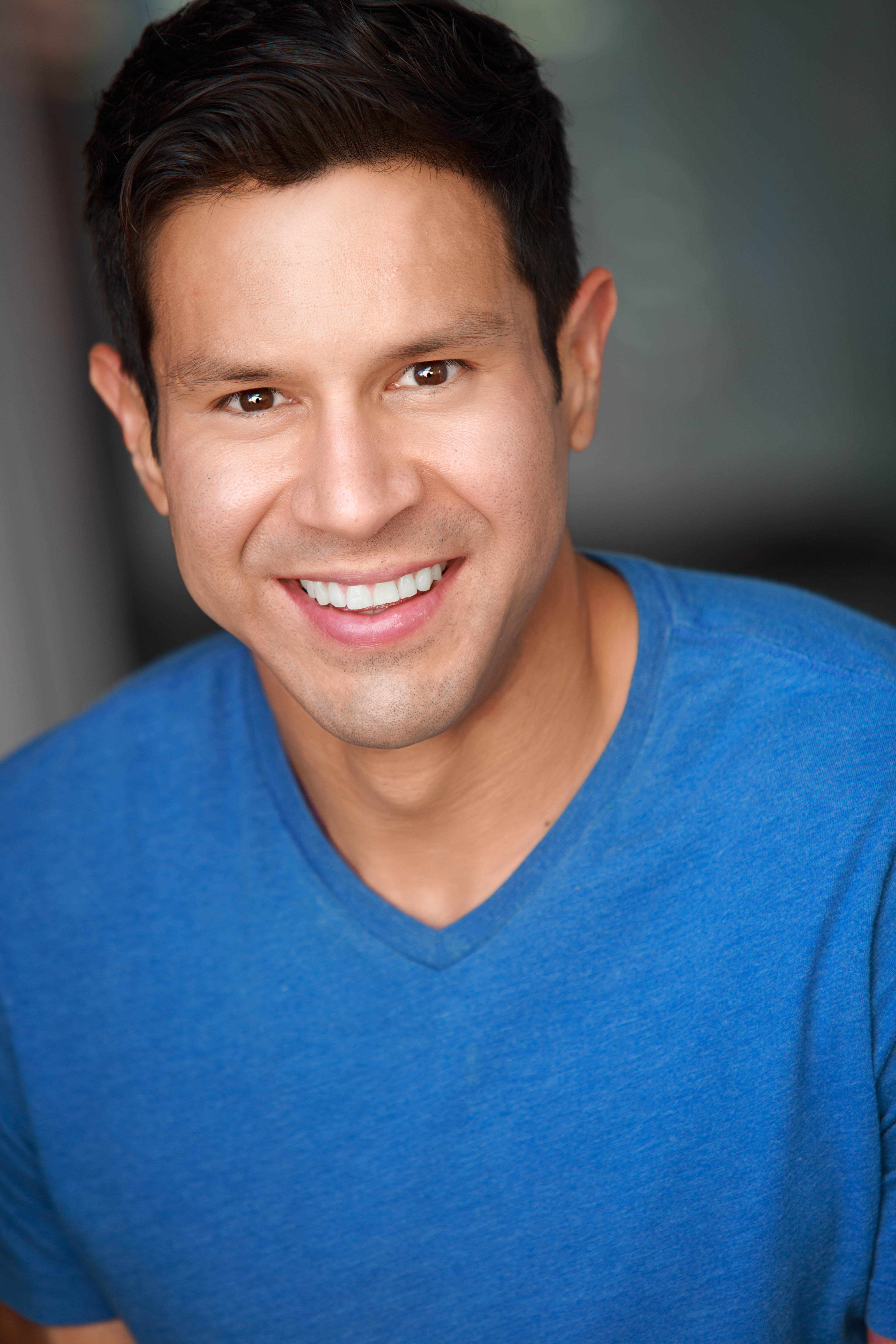 actor Raymond Abel large photo