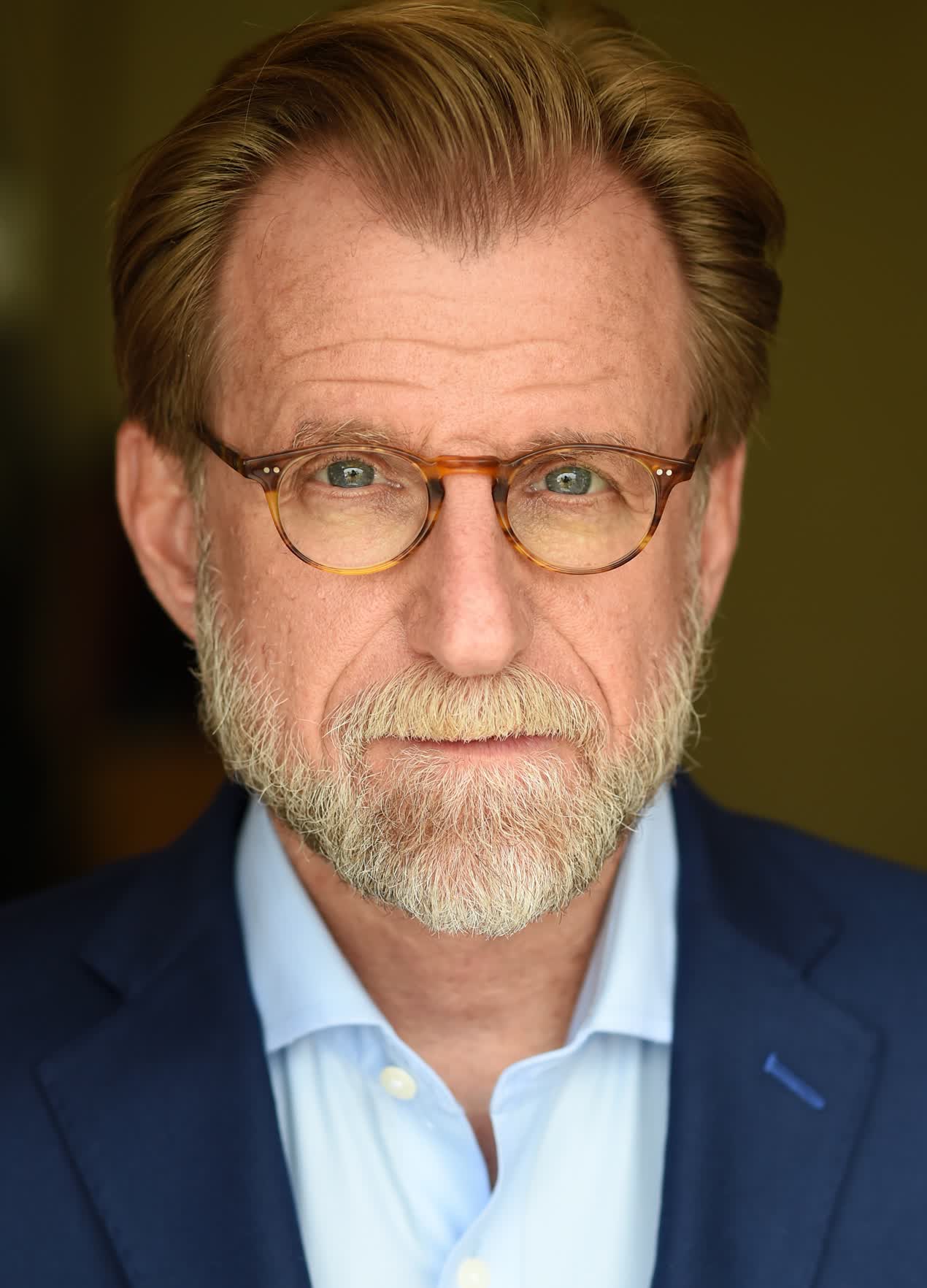 actor David Gibson large photo