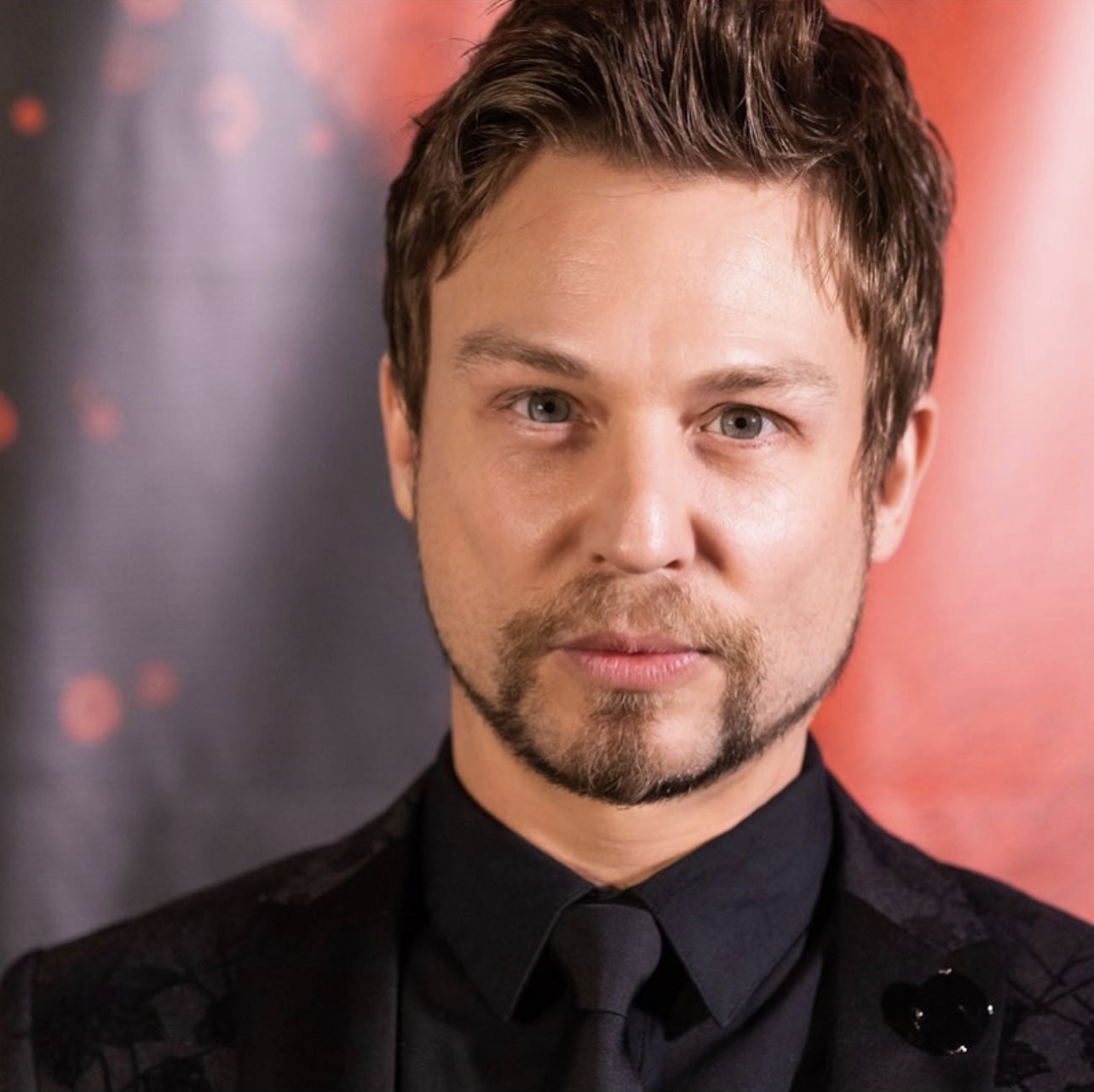 actor Michael Cervantes large photo