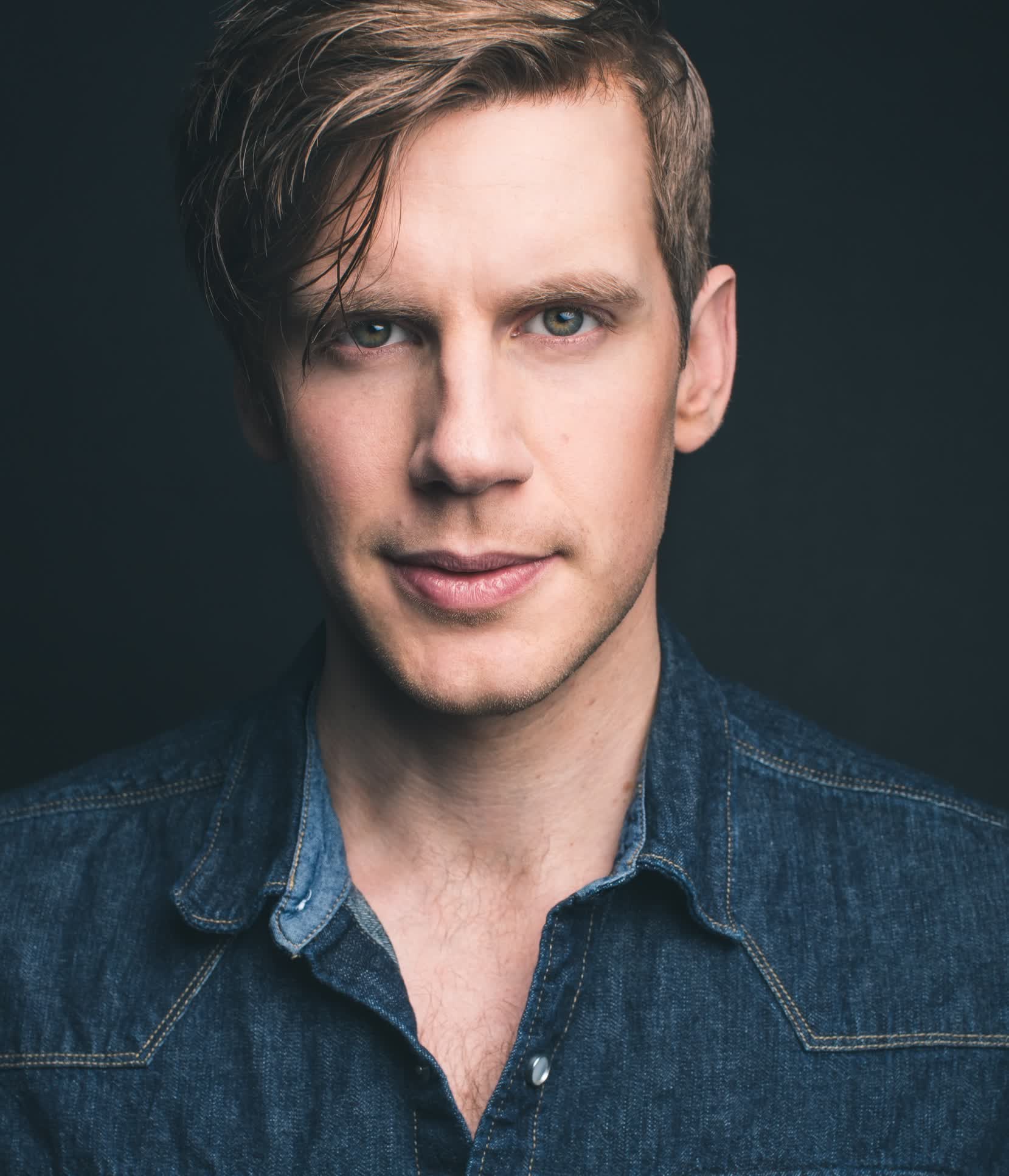 actor Zachary Spicer large photo