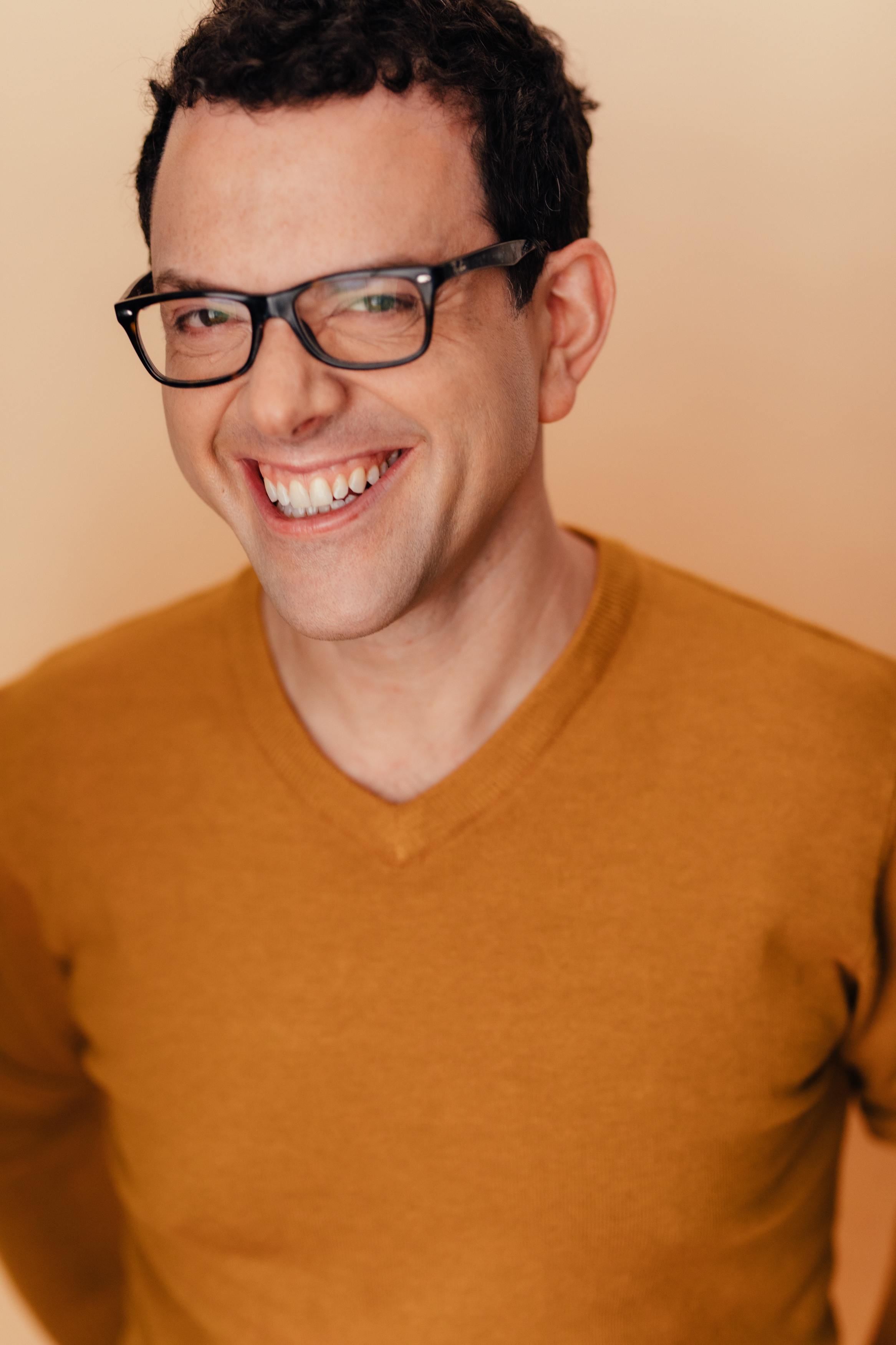 actor Chris Carfizzi large photo