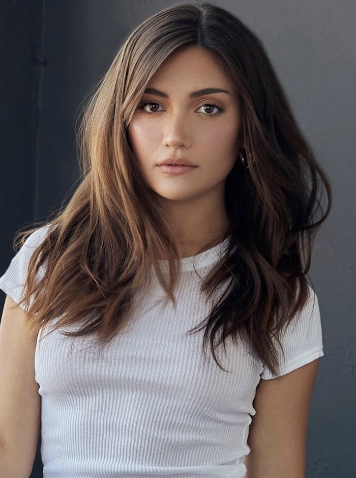 actor Daniela Nieves large photo