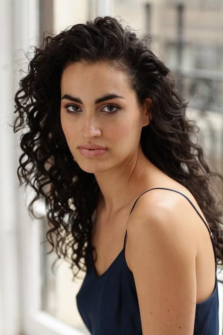 actor Rosa Gilmore large photo