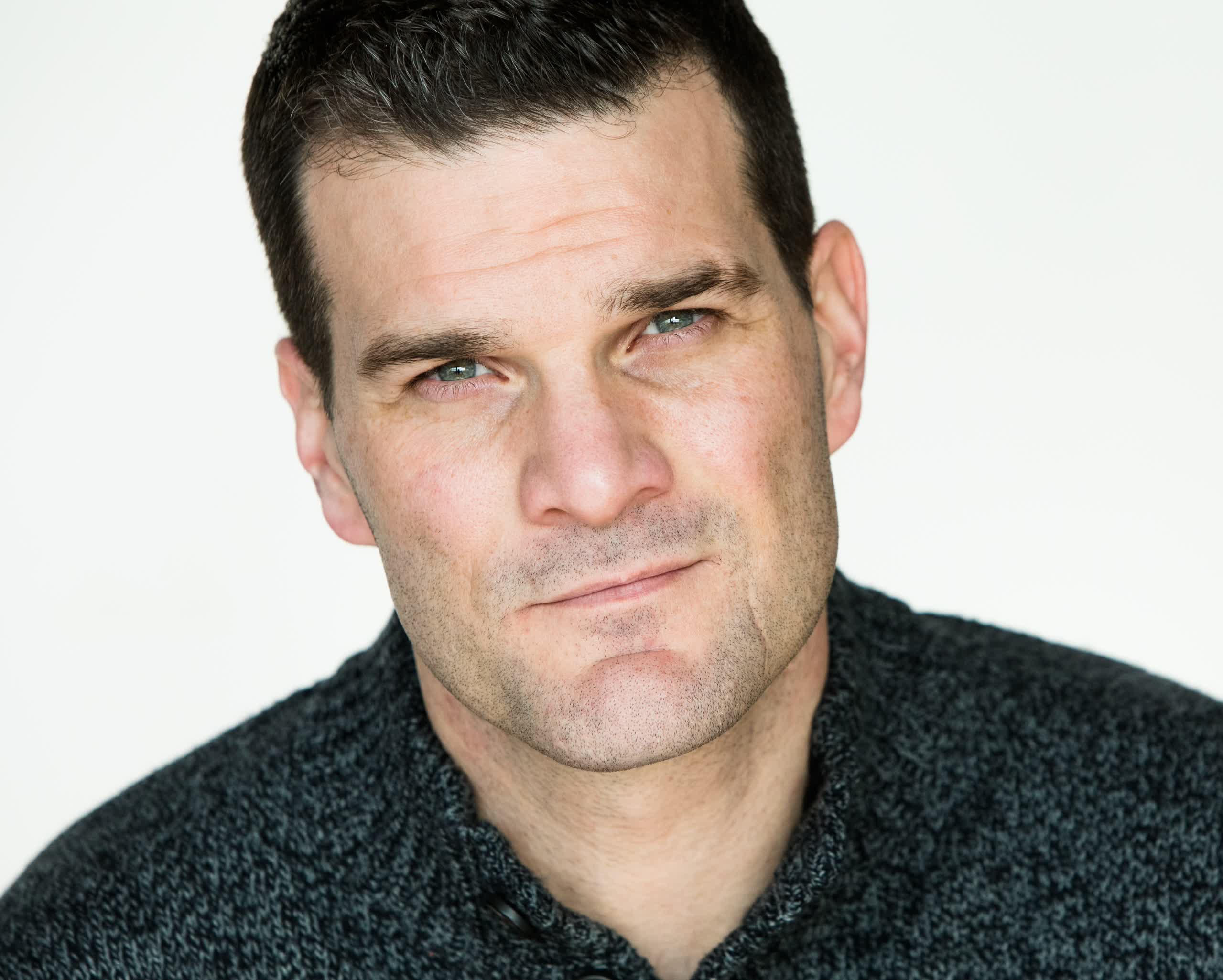 actor Christopher R Ellis large photo