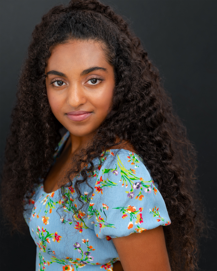 actor Uma Kaler large photo