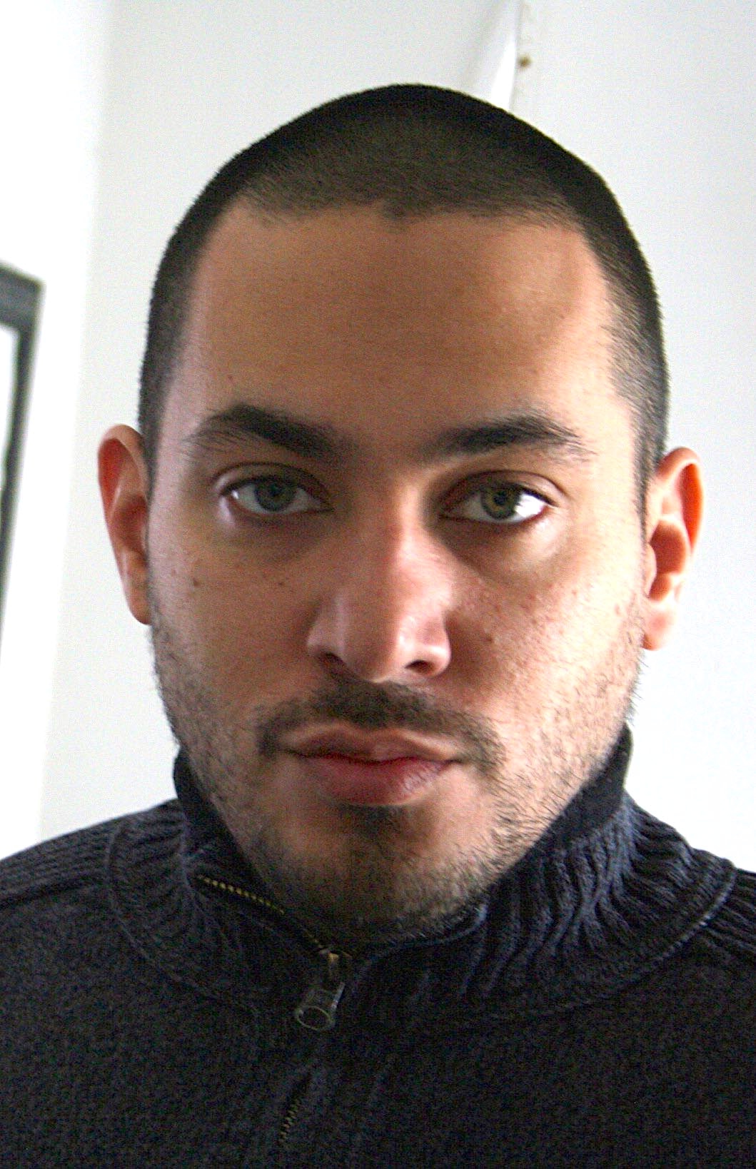 actor Hilton Ariel Ruiz large photo