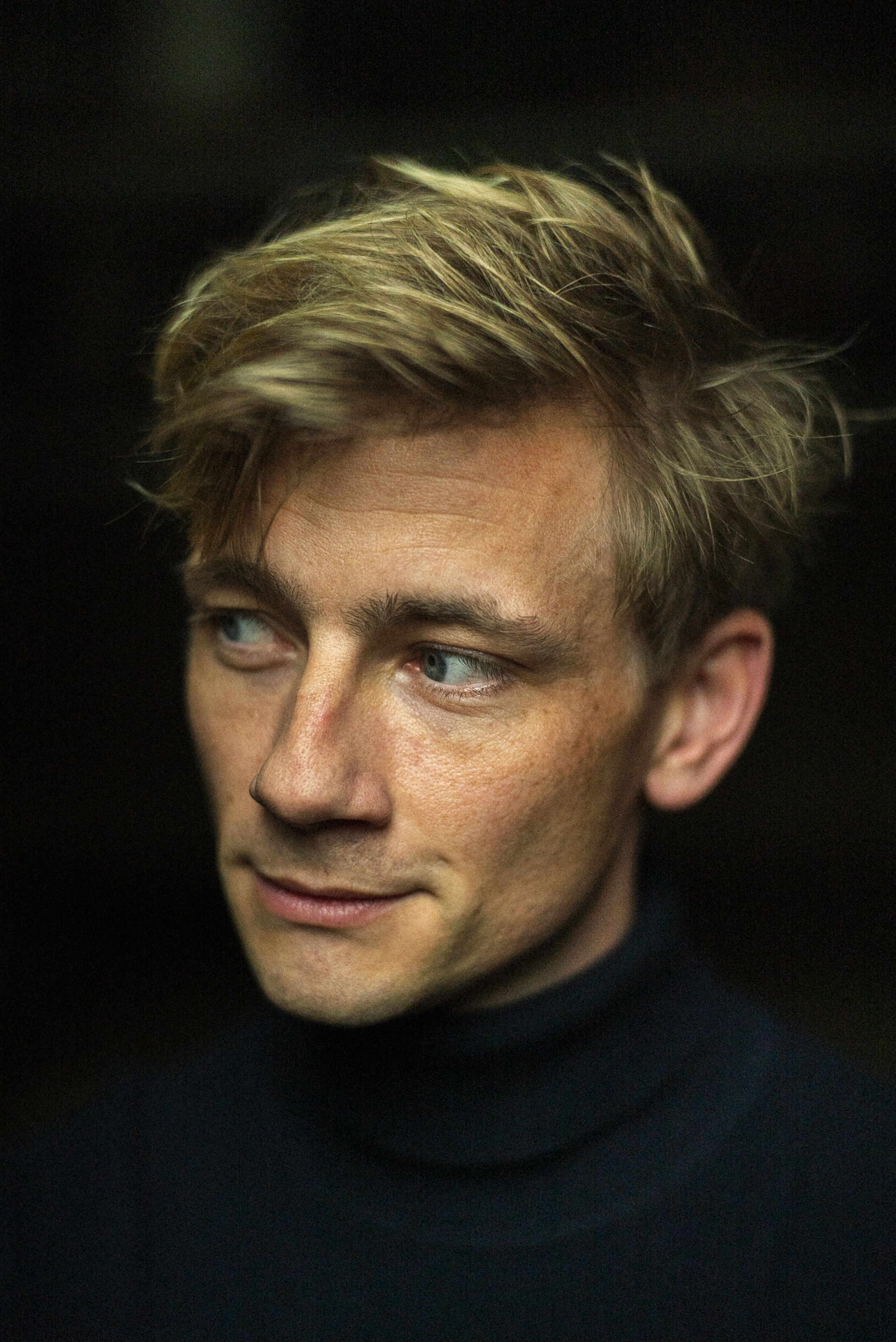 actor Esben Smed large photo