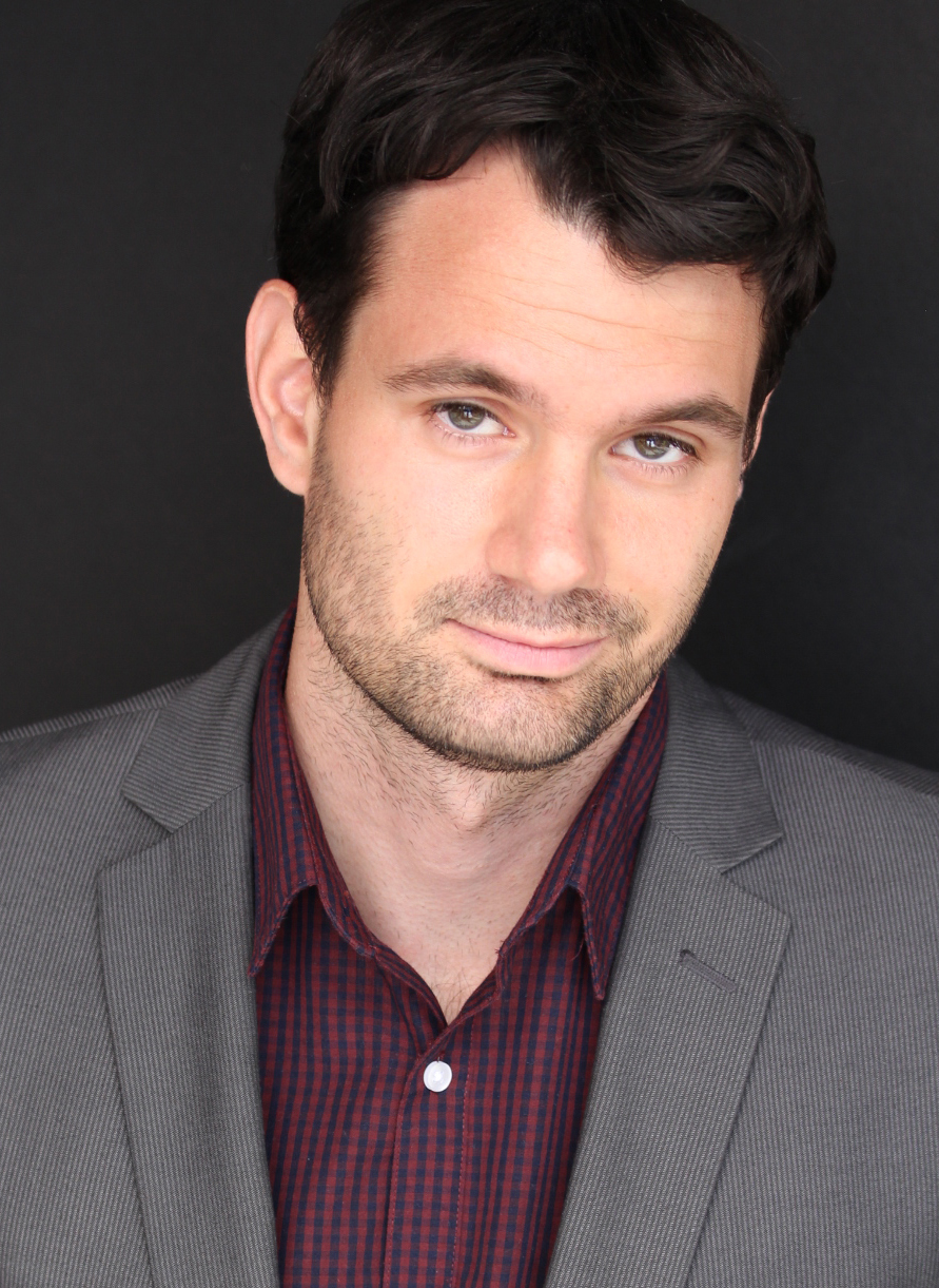 actor Mike Bash large photo