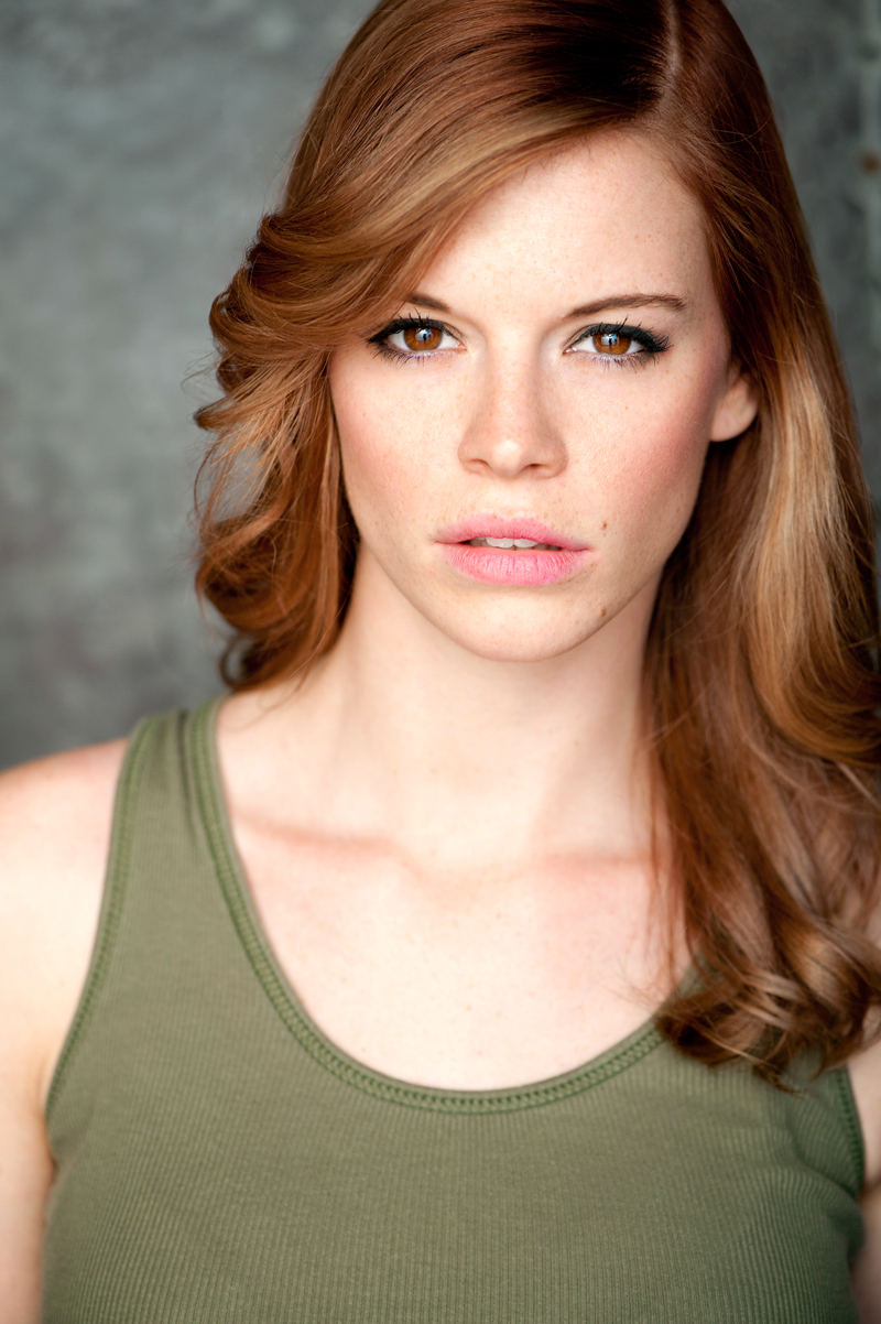 actor Elle Army large photo