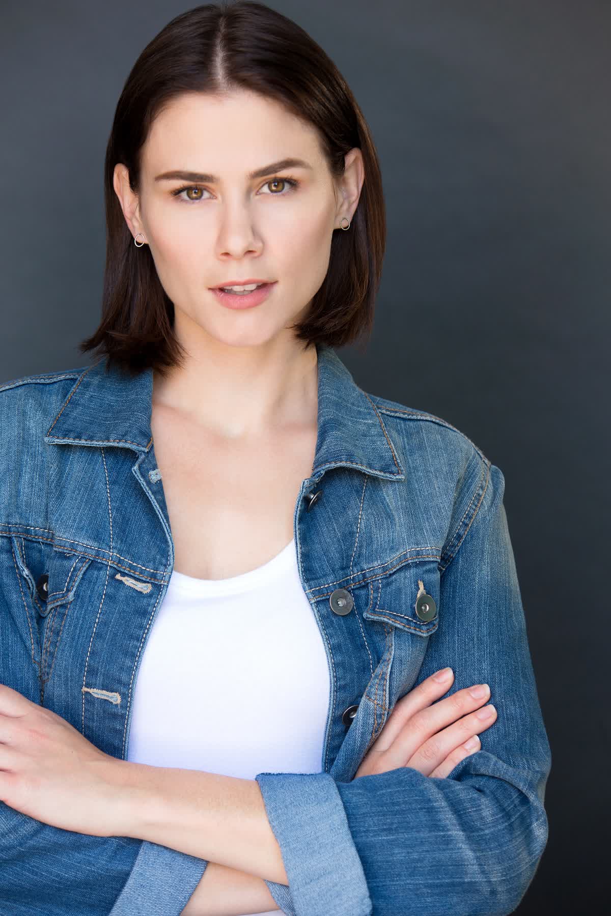 actor Sarah Joy Byington large photo