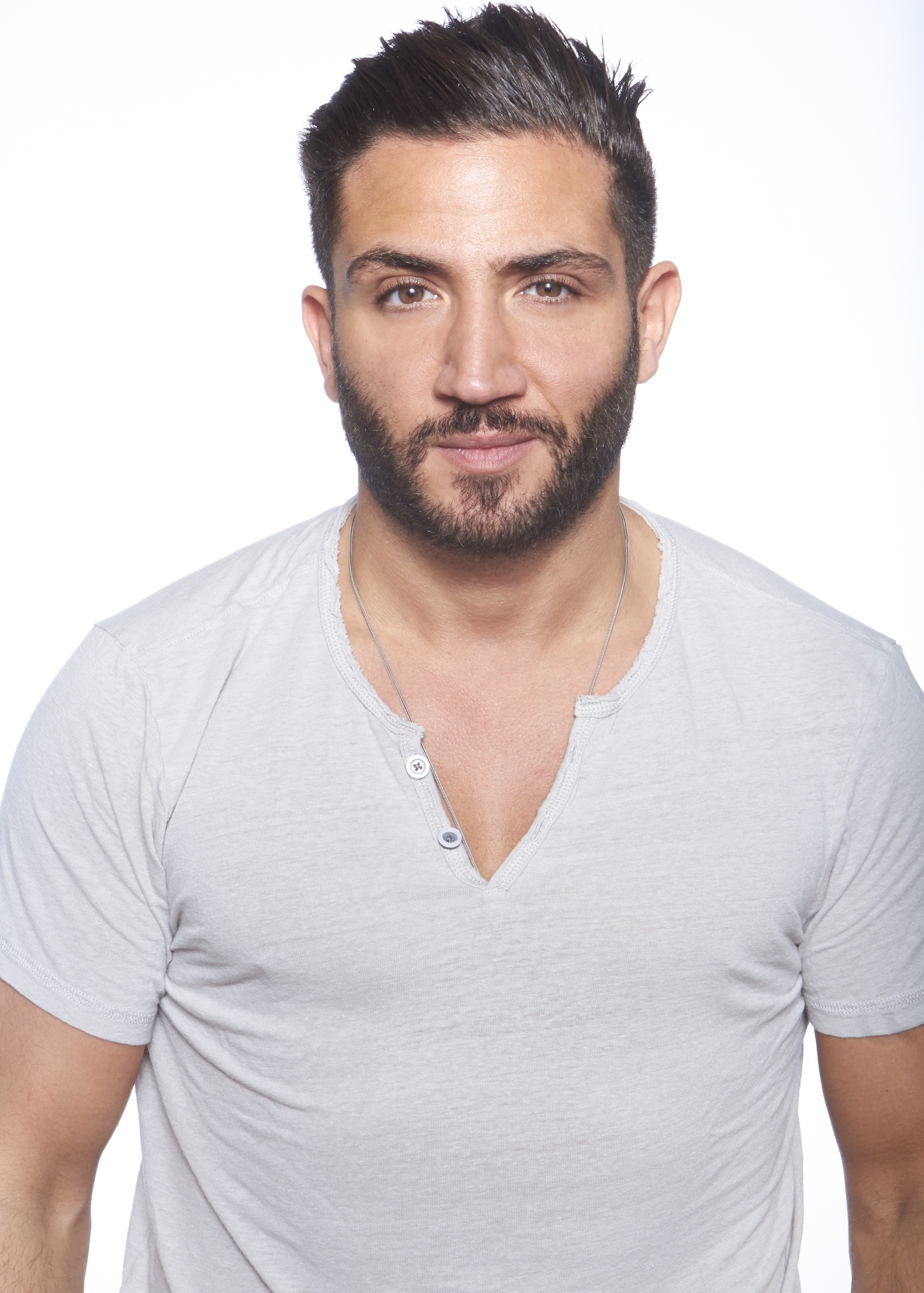 actor Aaron Ronnie Almani large photo