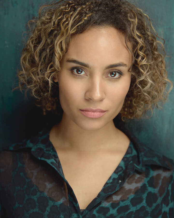 actor Tala Gouveia large photo