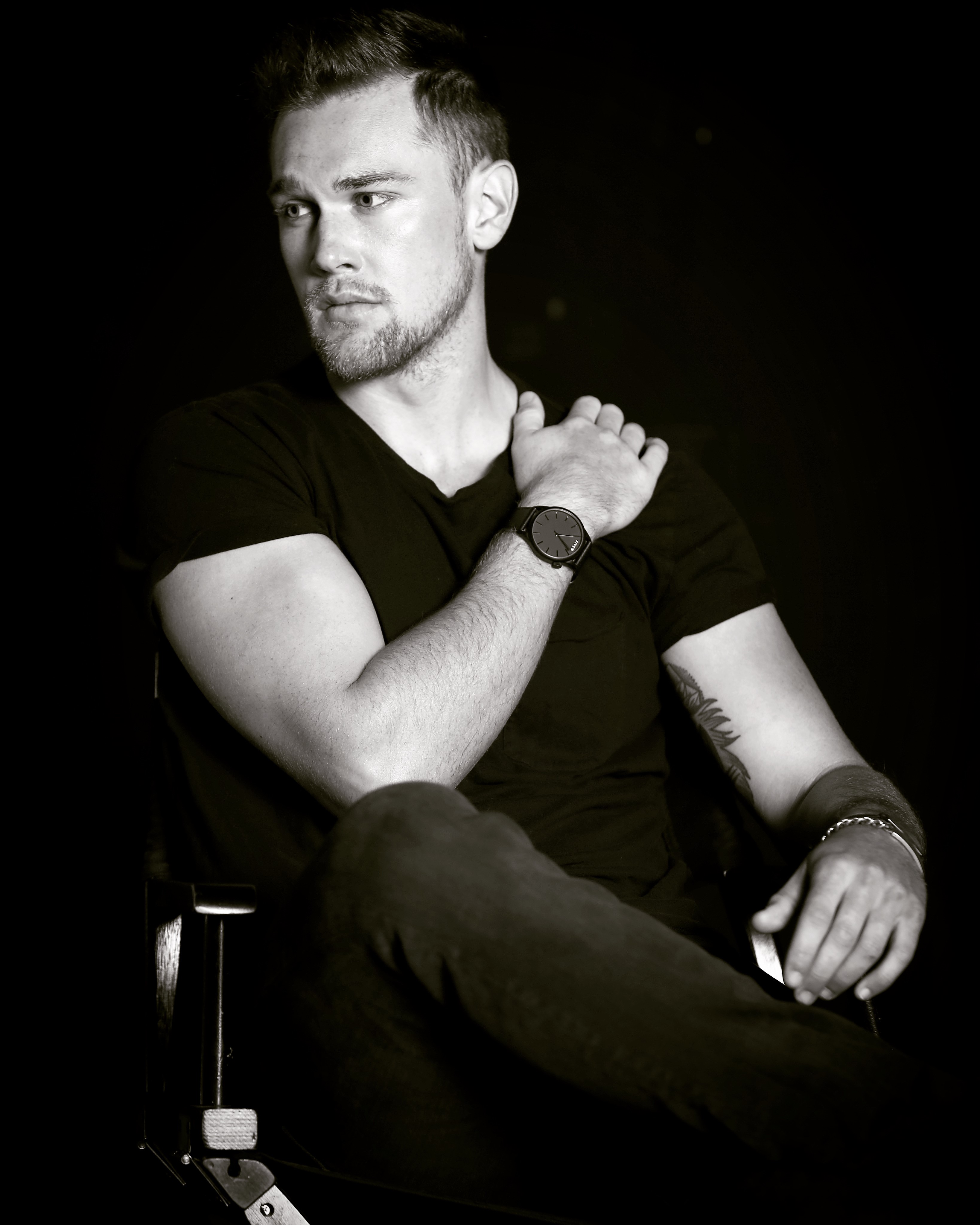 actor Taylor John Smith large photo