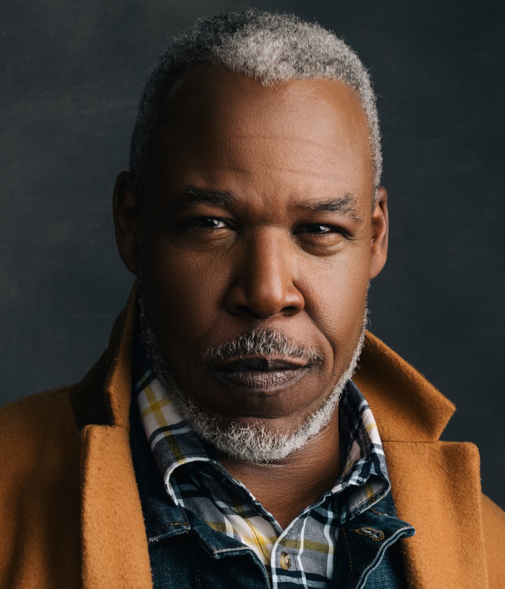 actor Danny Johnson large photo