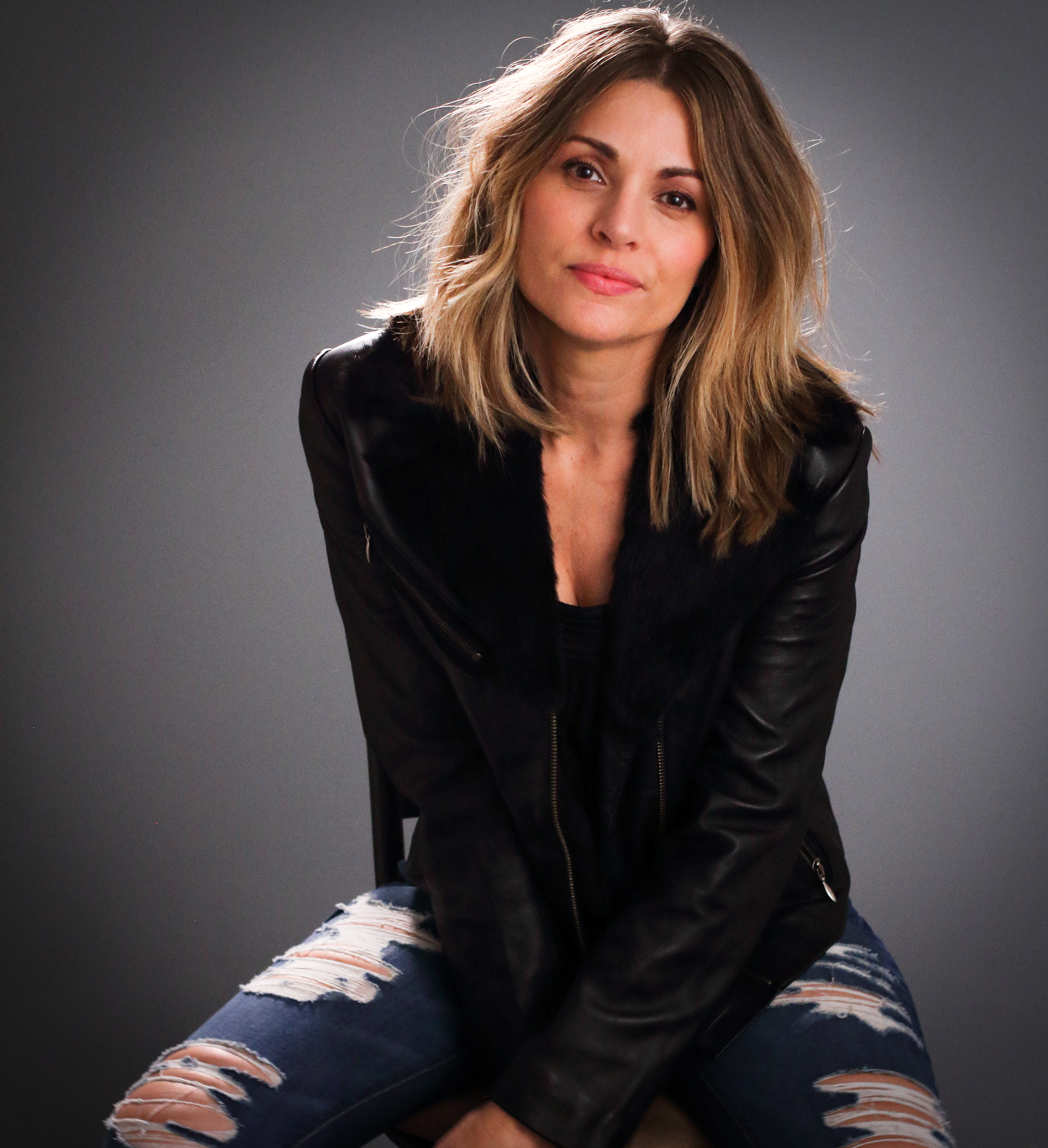 actor Julia Denton large photo