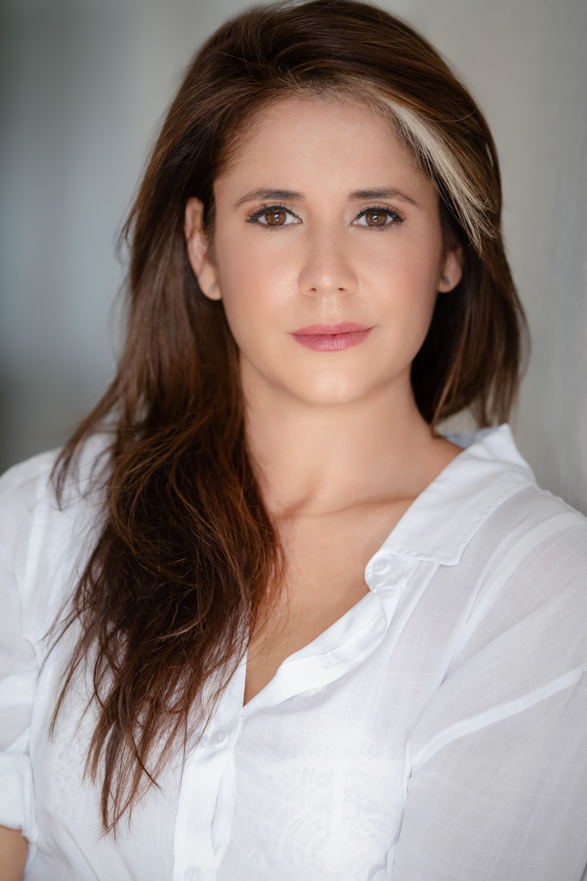 actor Alexandra Echavarri large photo