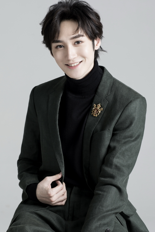 actor Duo Wang large photo