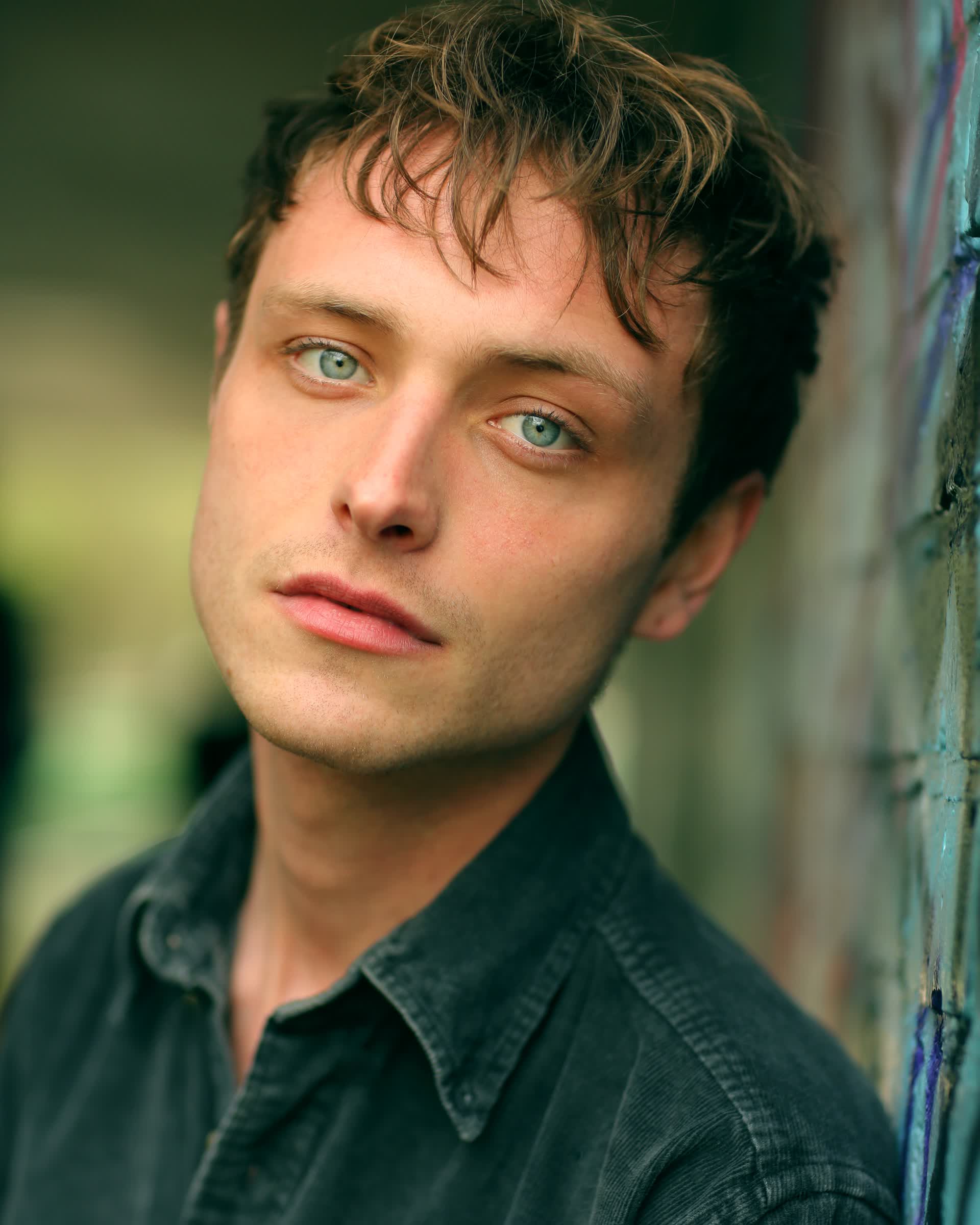 actor Thomas Flynn large photo