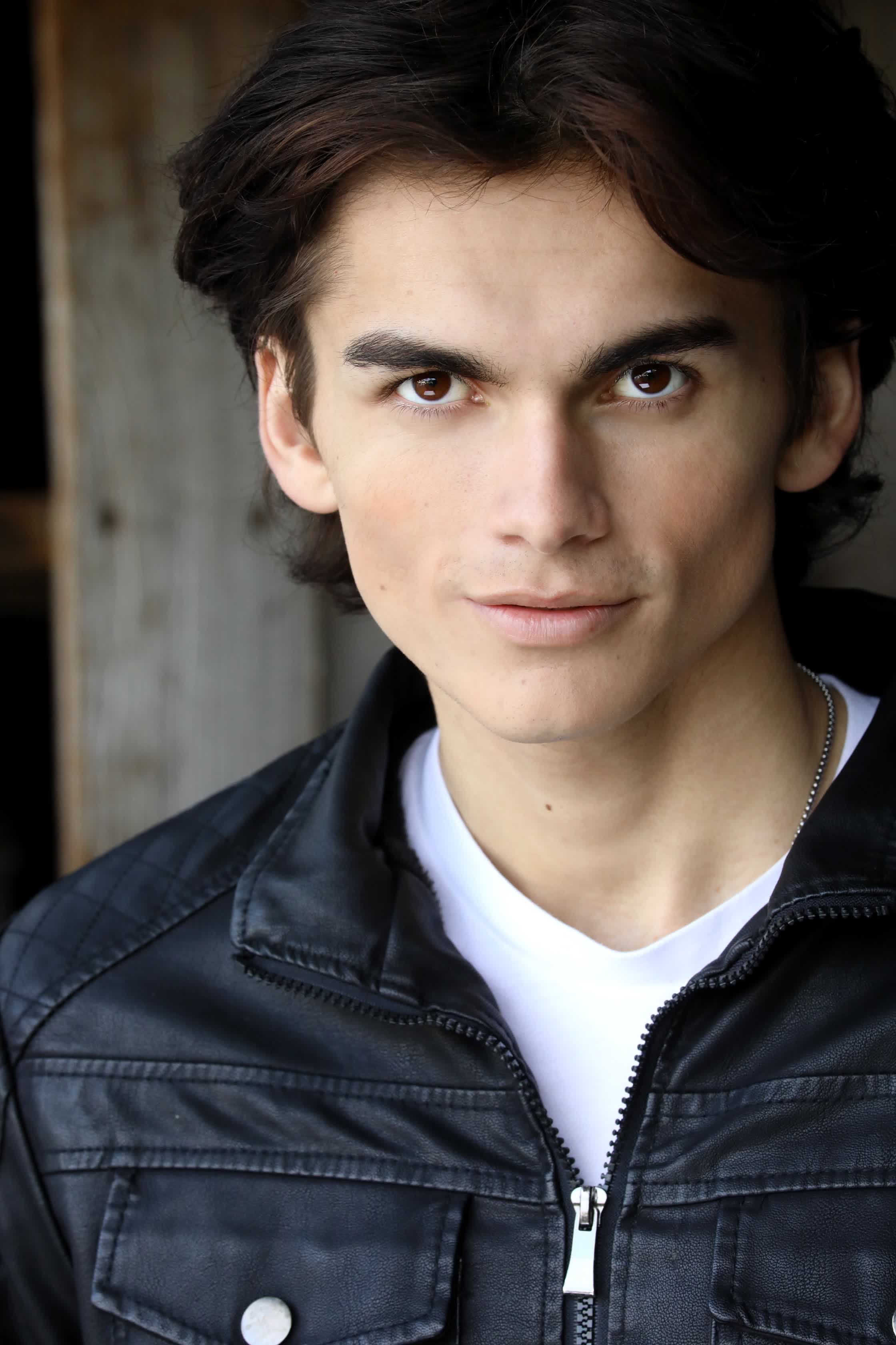 actor Ashton Arbab large photo