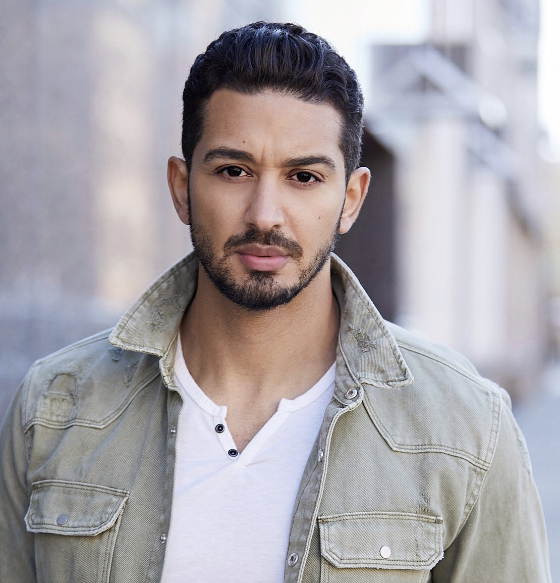 actor Charles Justo large photo