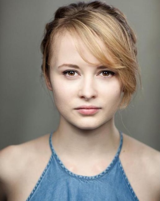 actor Shannon Tarbet large photo