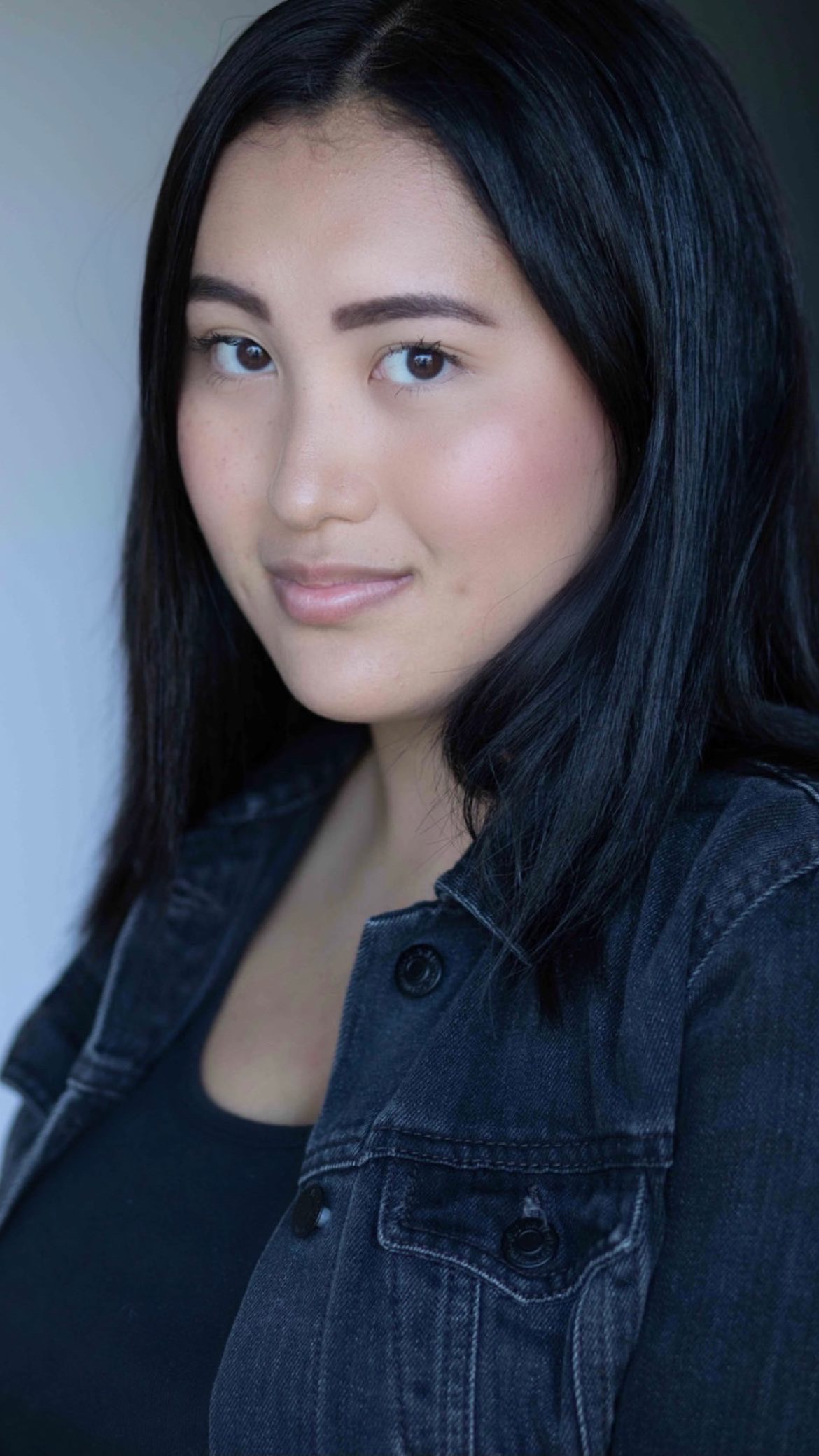 actor Emily-Rose Fabian large photo