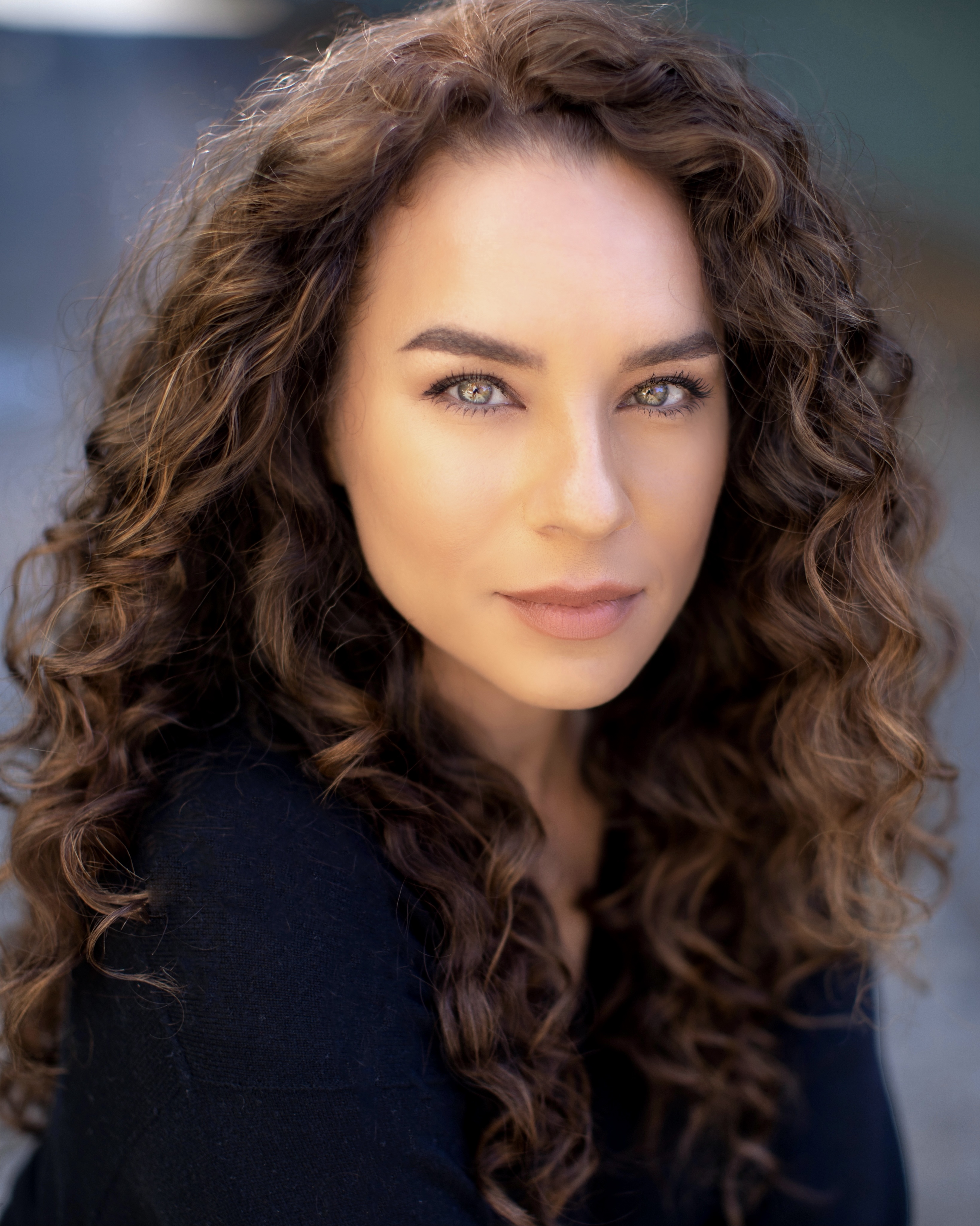 actor Nicole Lyn large photo