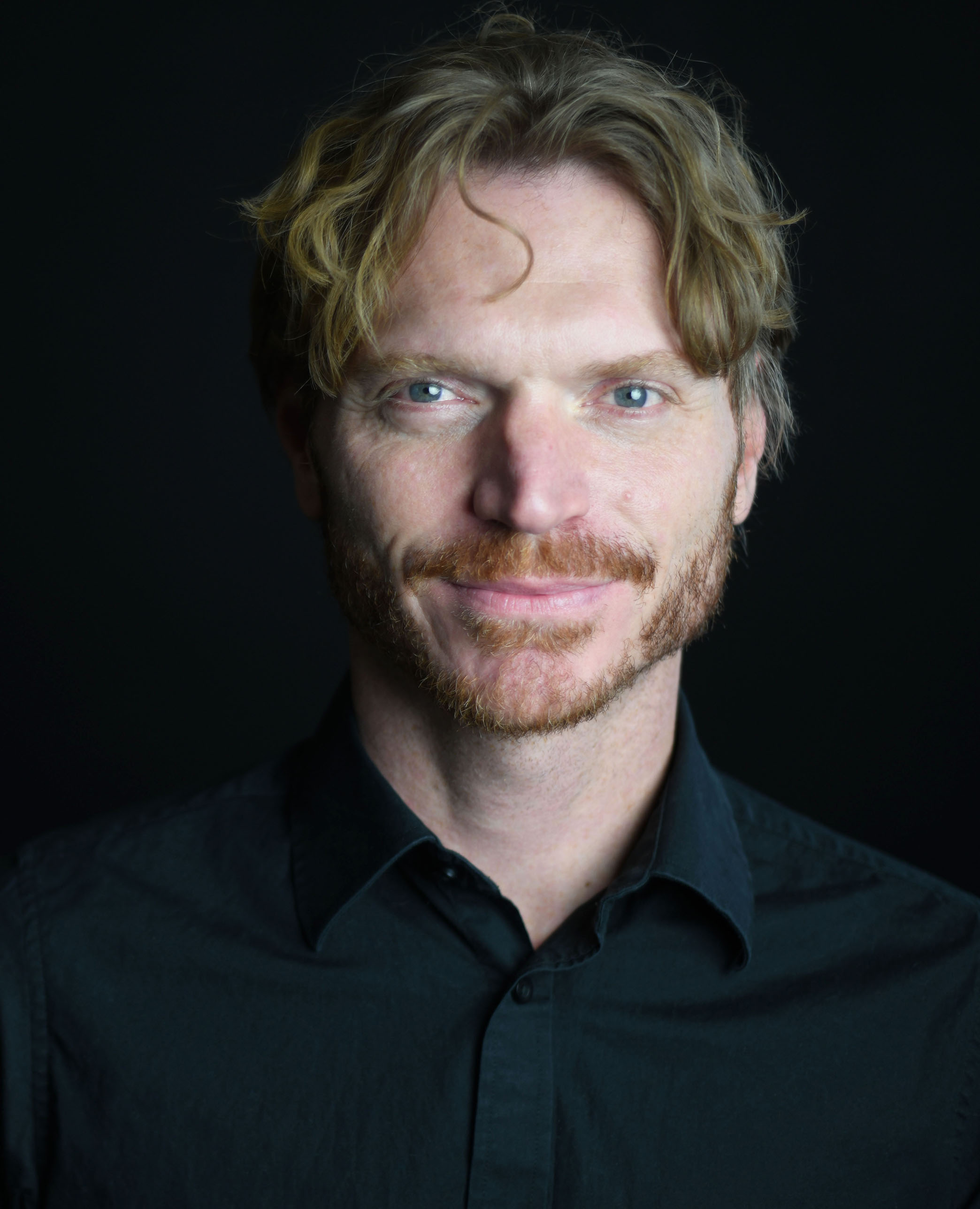 actor Danny James large photo