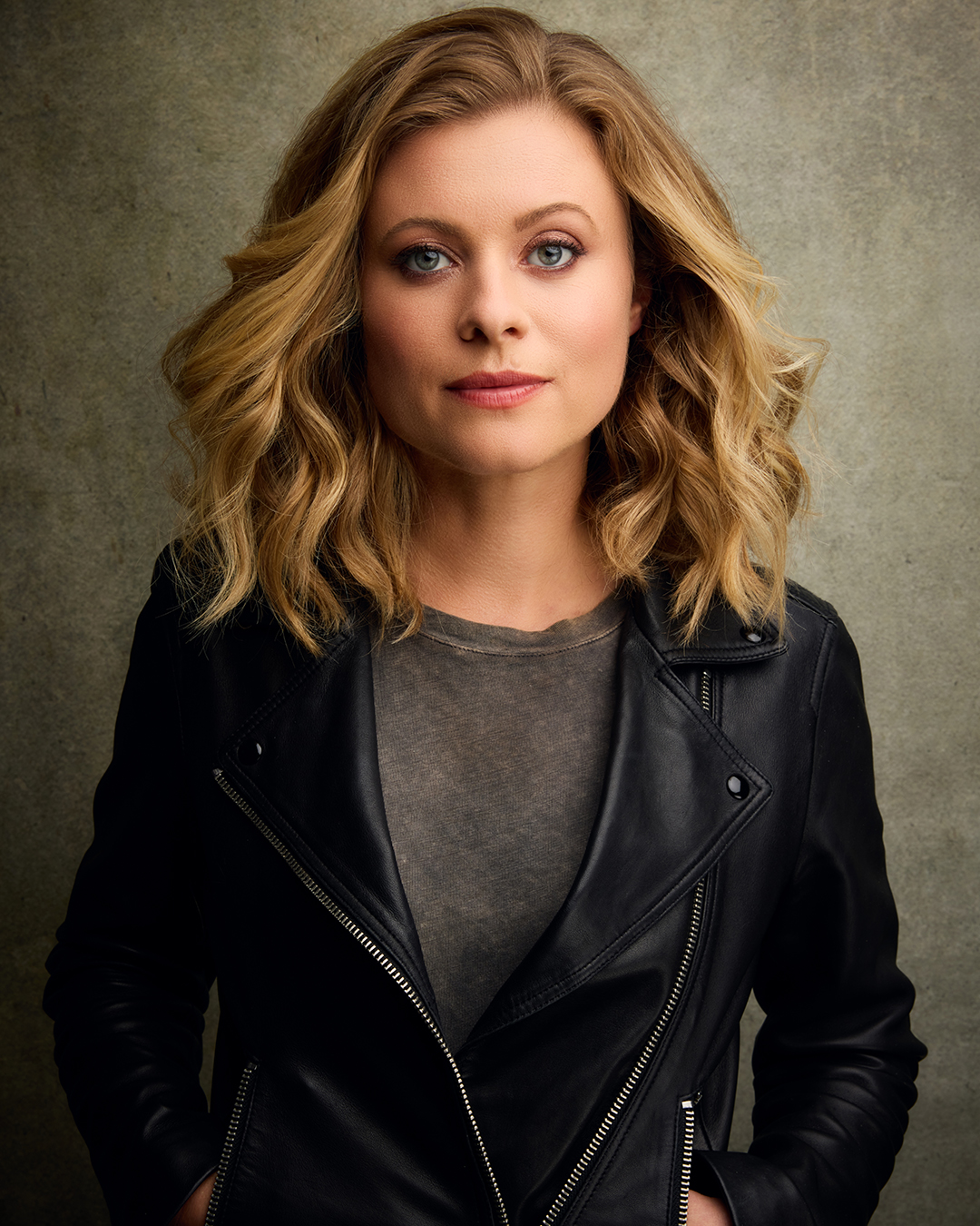 actor Bonnie Piesse large photo