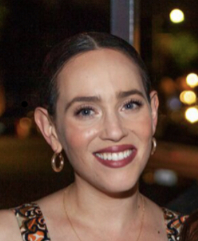 actor Molly Gilula large photo